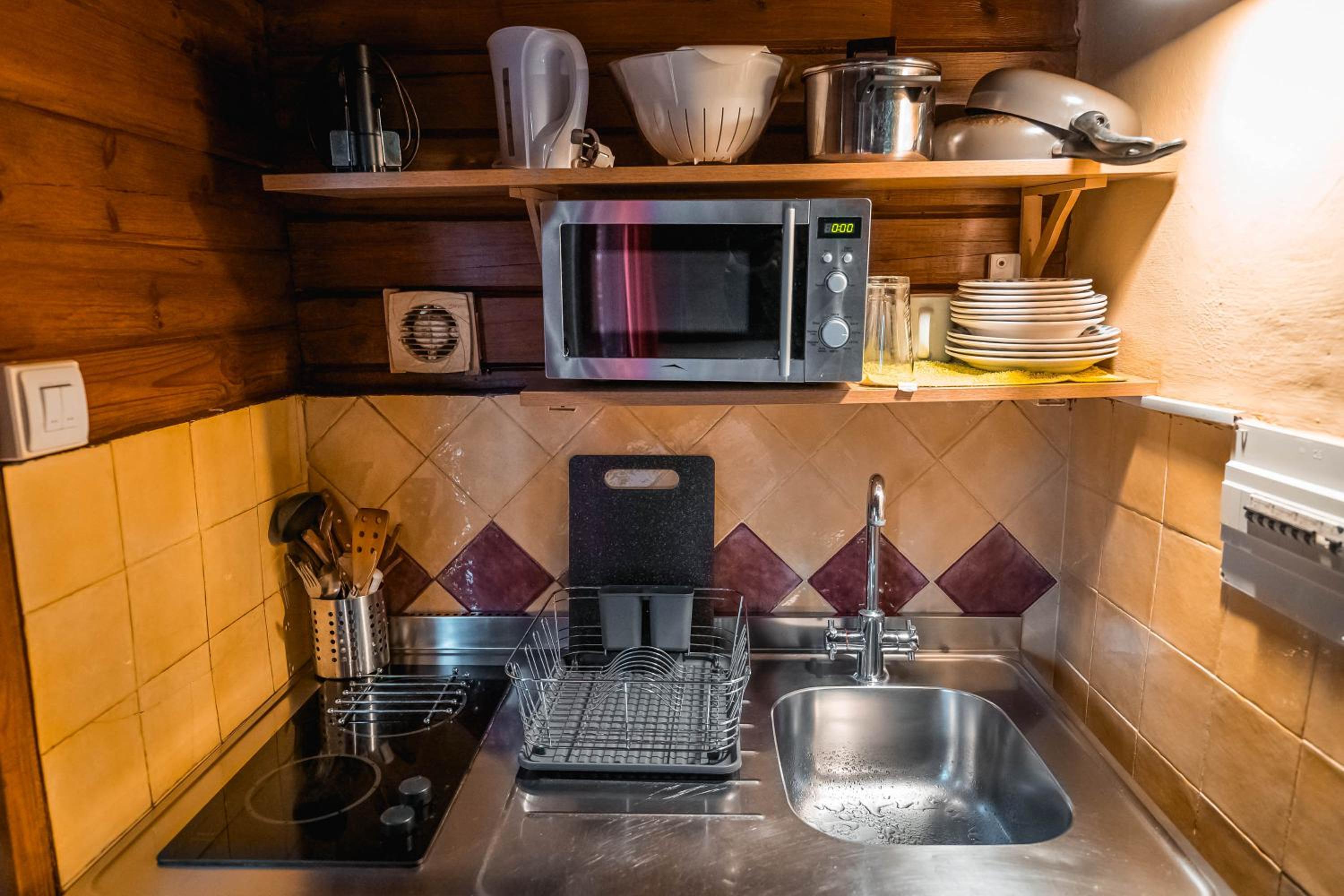 Bungalow (2 Adults) photo 3