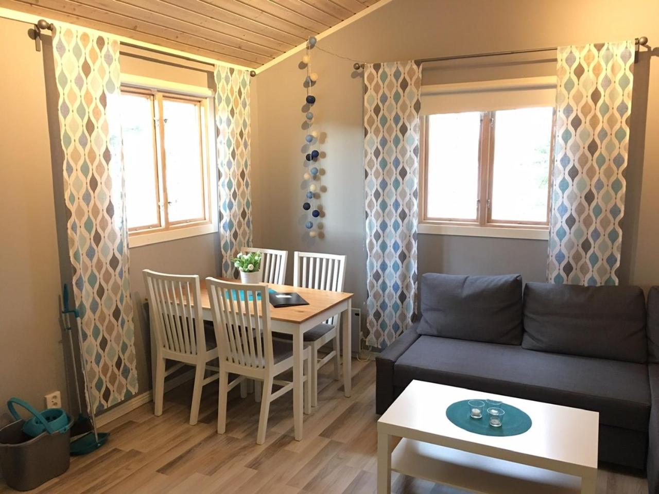 Quadruple Room with Private Bathroom - Photo 7