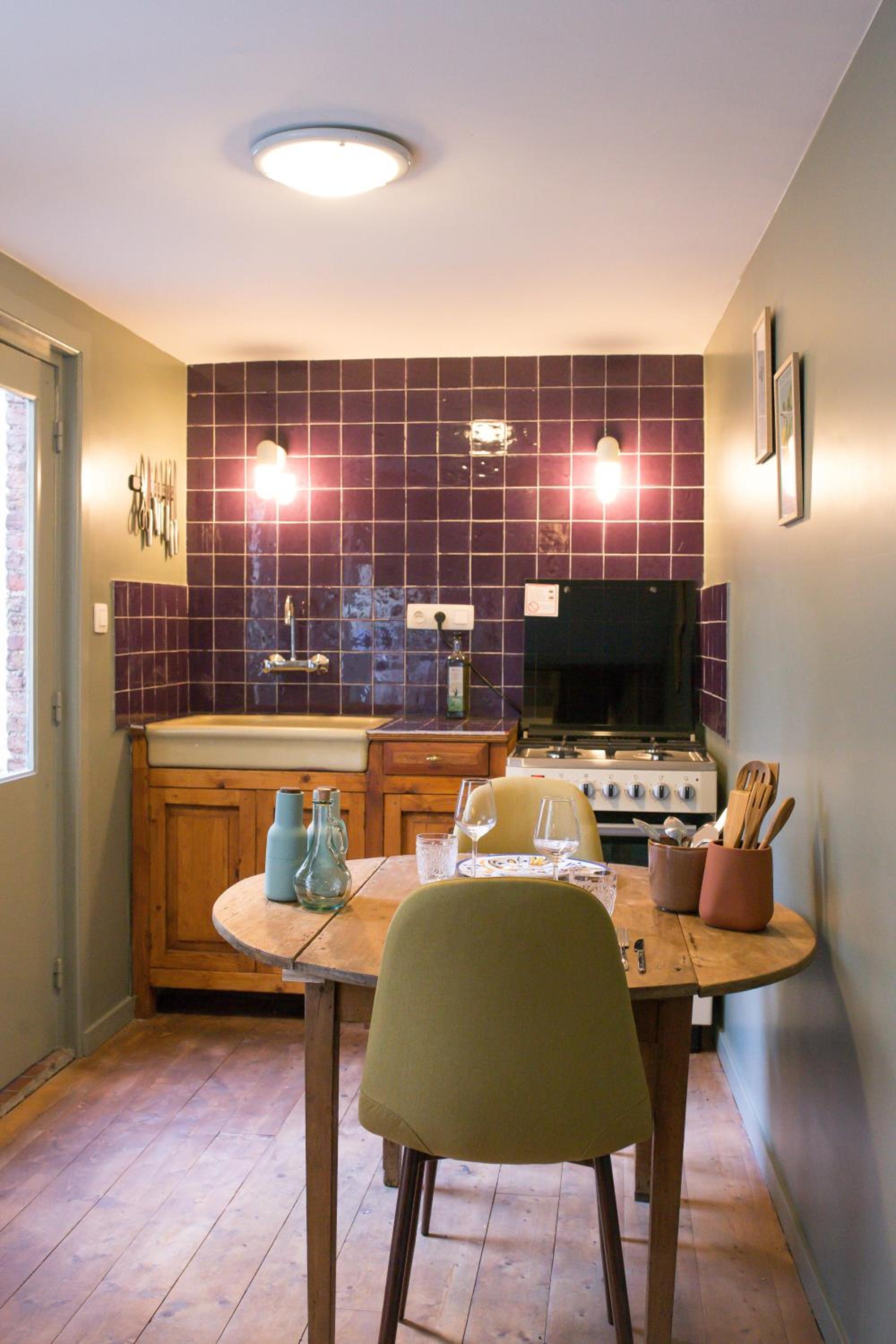 Studio Apartment - Photo 19