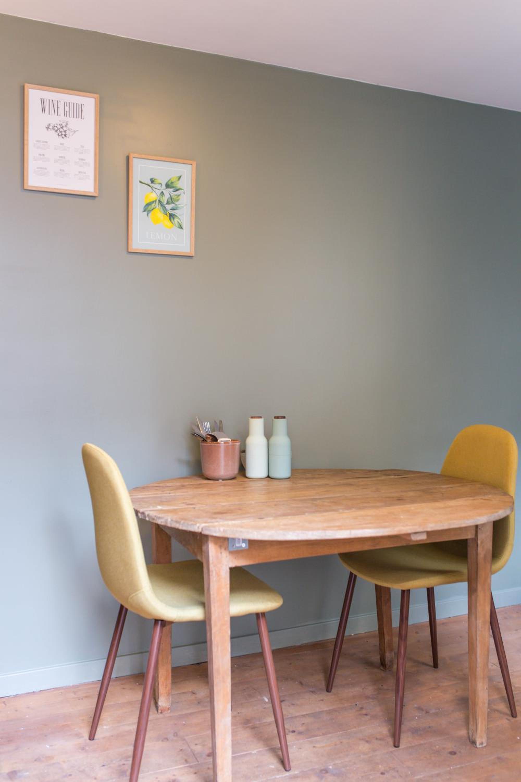 Studio Apartment - Photo 15