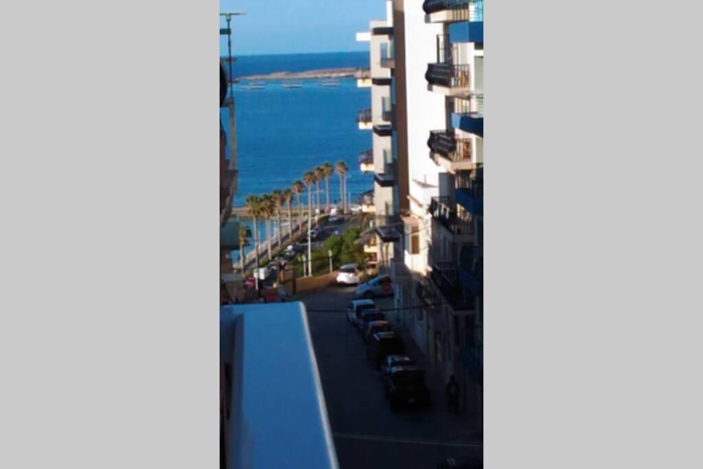 Apartment With Sea View