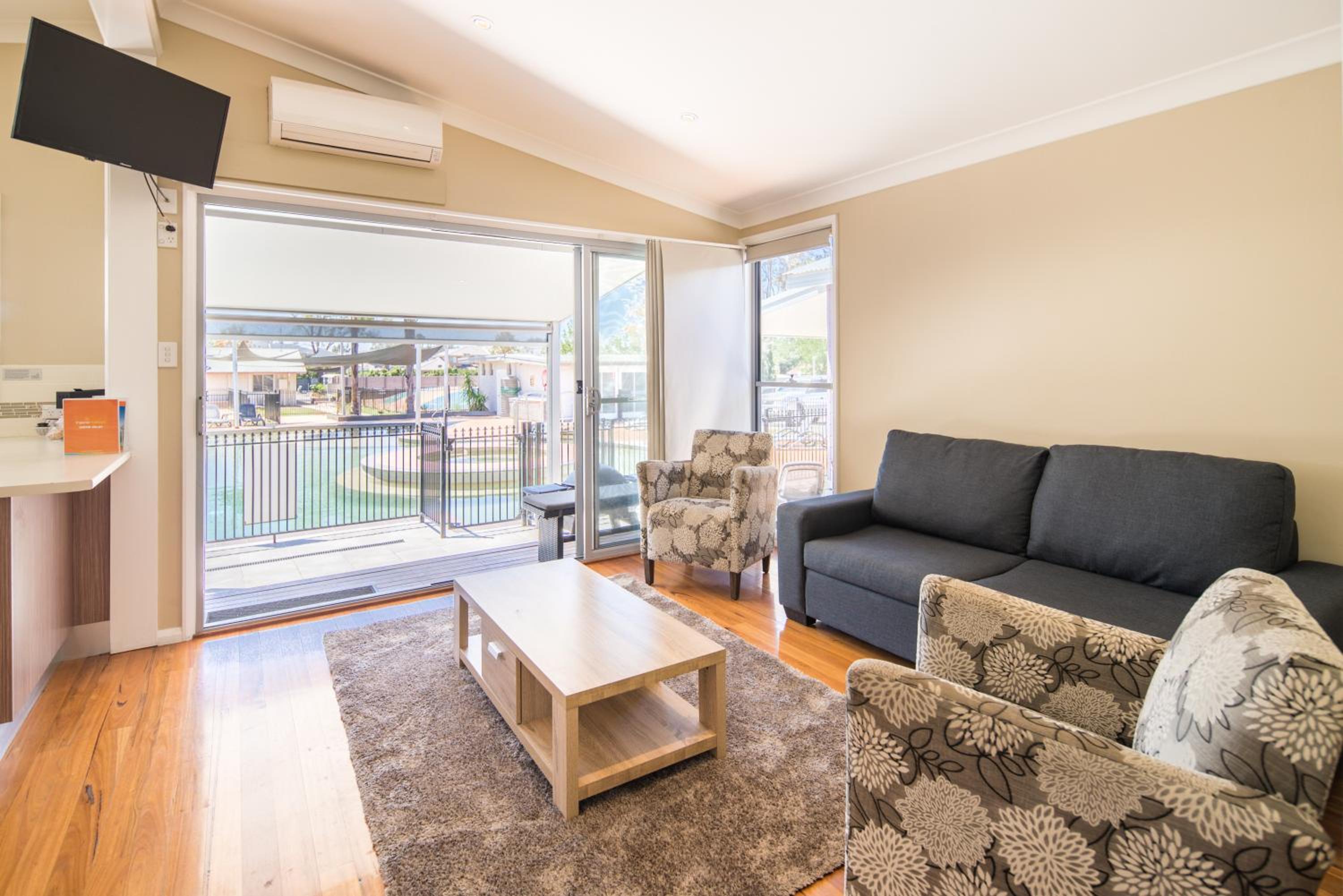 Villa (2BR) photo 3
