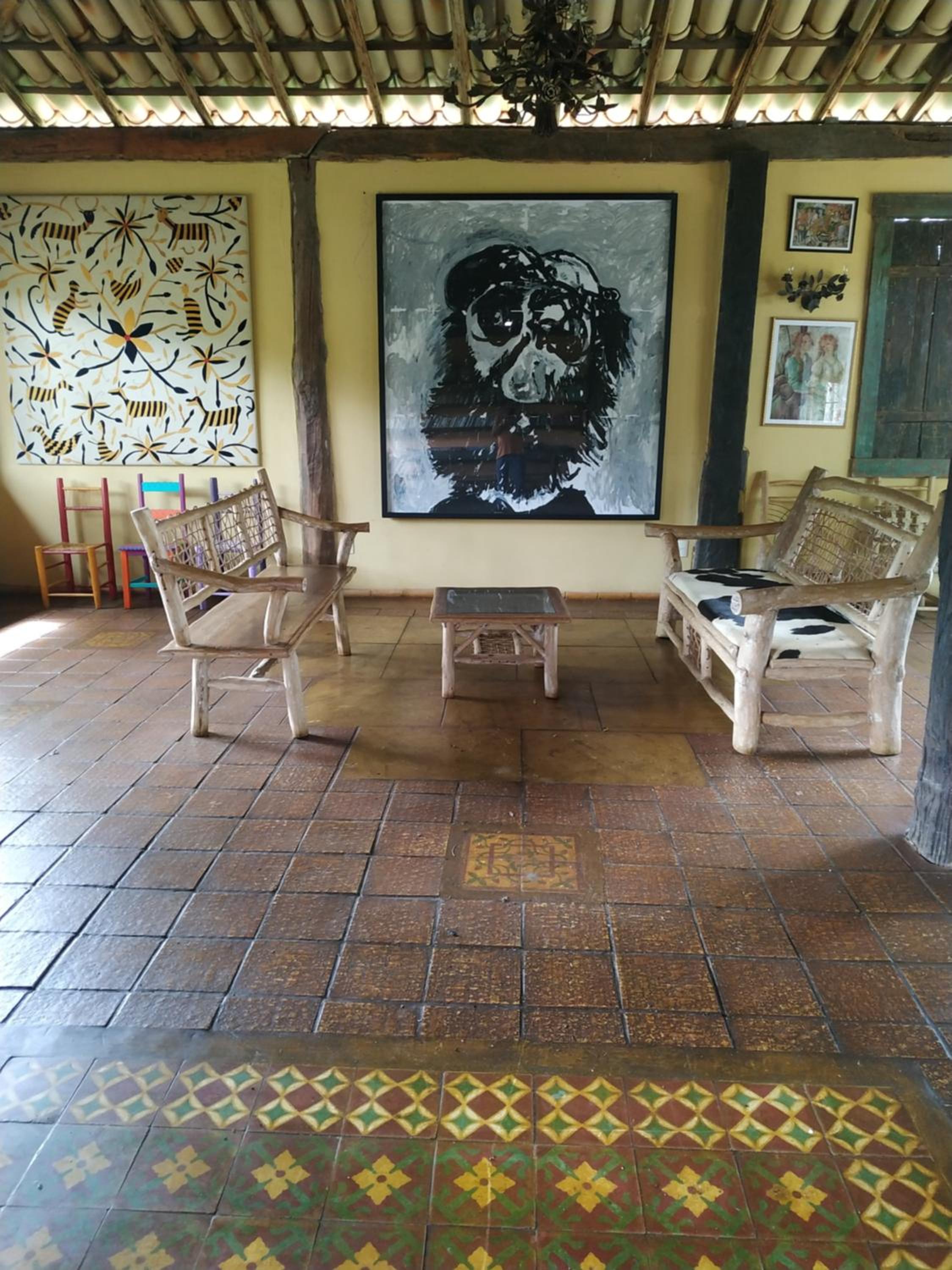 Standard Family Room photo 3