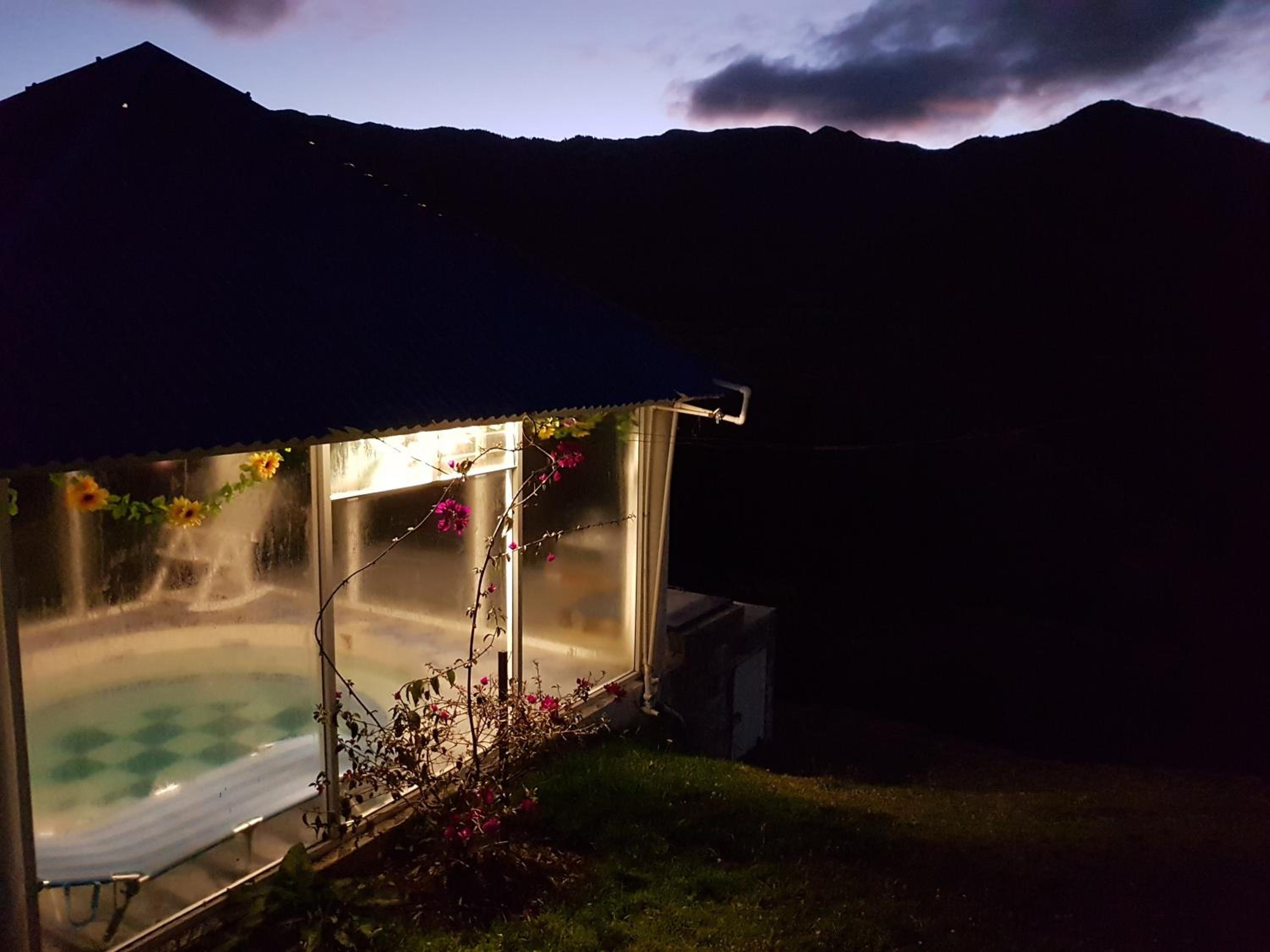 Two-Bedroom Villa with Fireplace (6 Adults)  photo 2