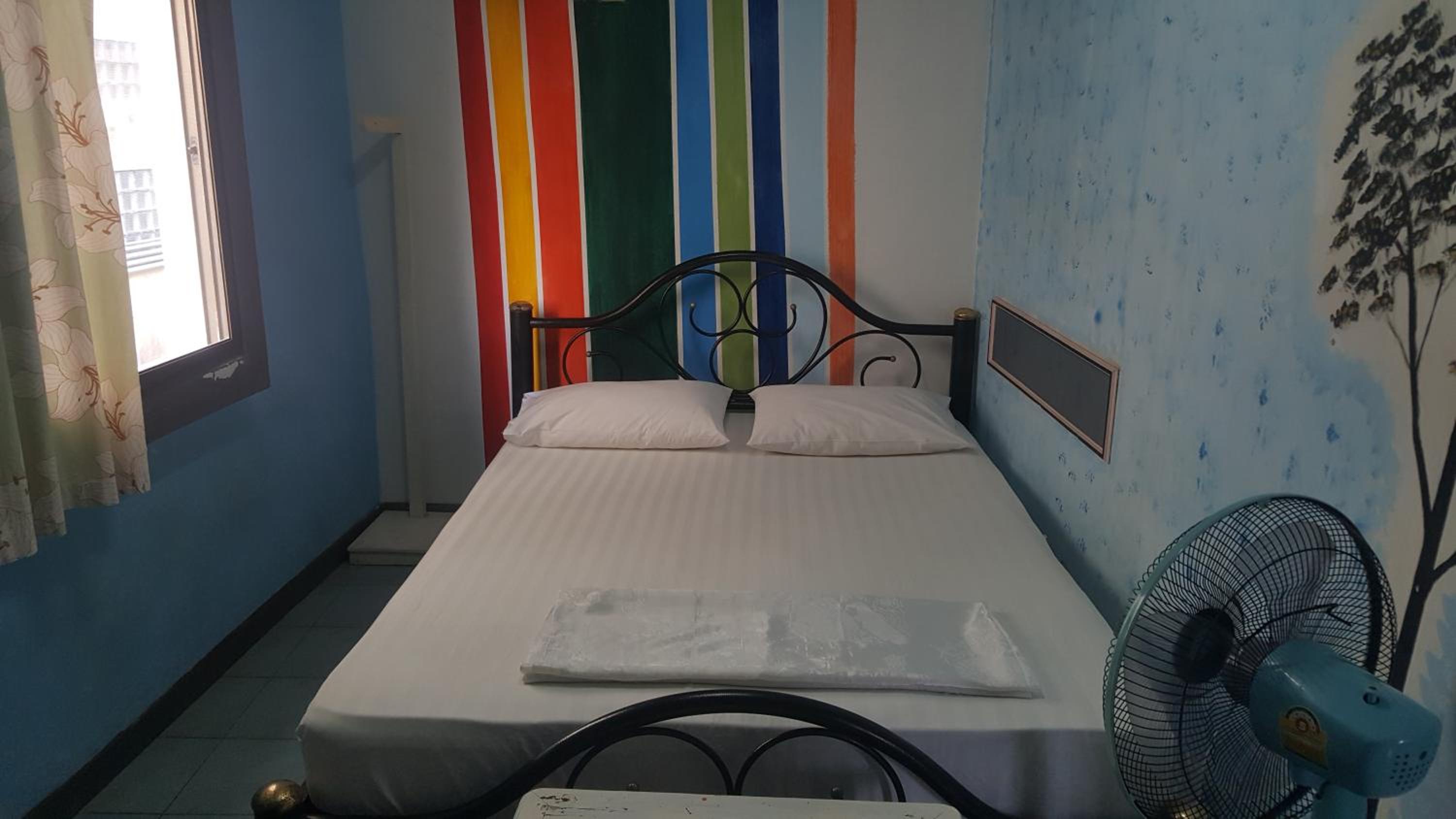 Standard Double Room with Fan - Photo 3