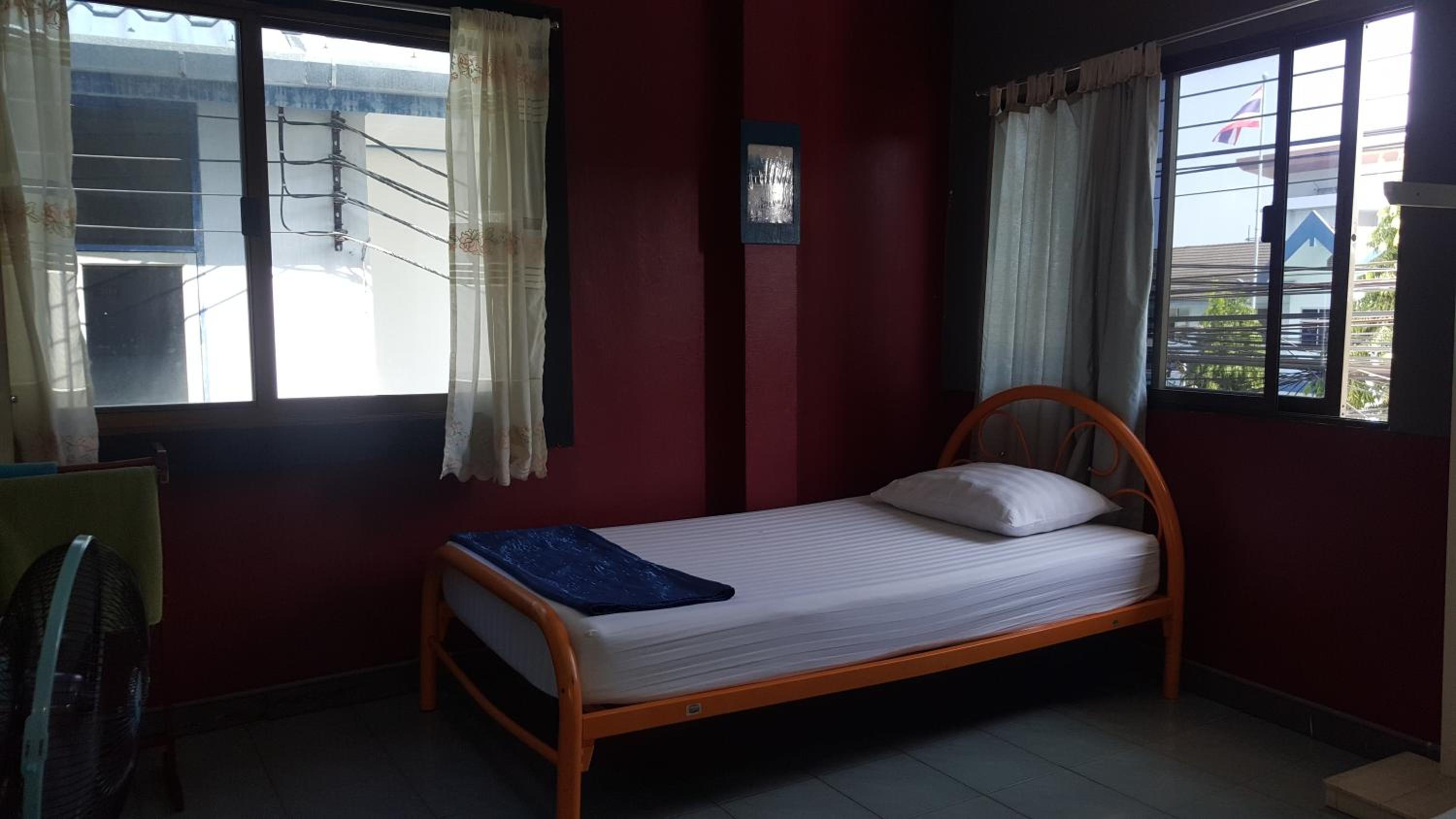 Standard Double Room with Fan - Photo 11
