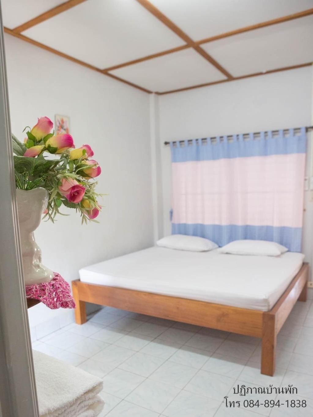 Small Double Room - Photo 5