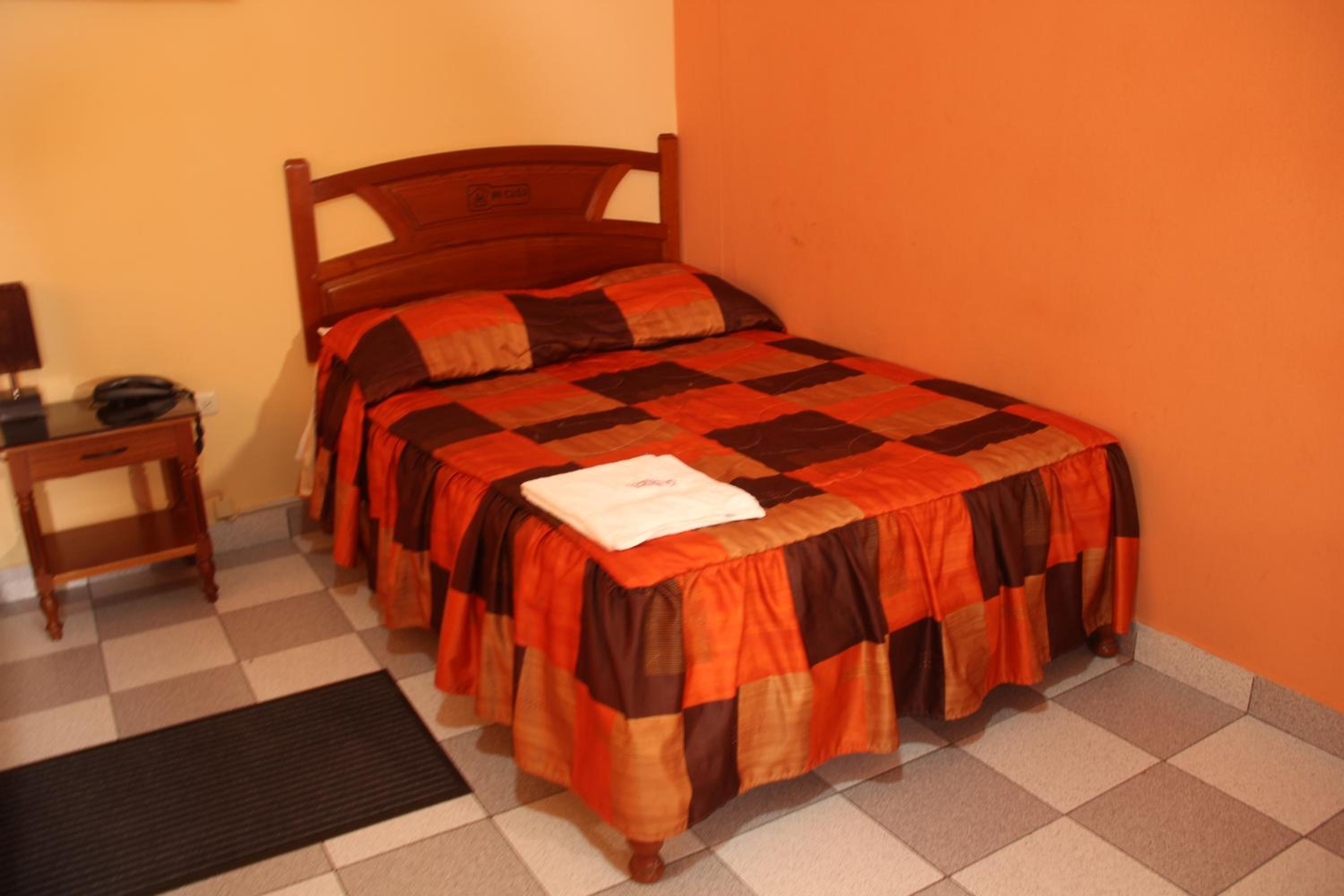 Double Room with Shared Bathroom photo 1