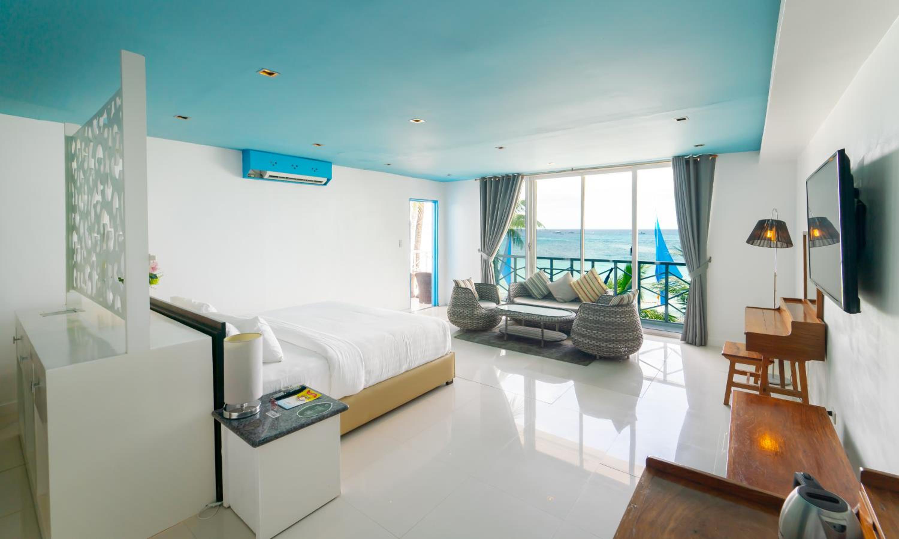 Diamond Suite Room - Photo 11