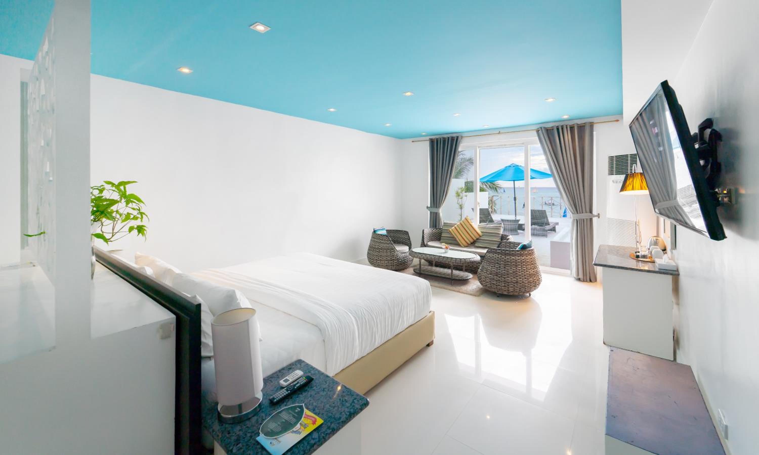 Panoramic Ocean View   - Photo 1