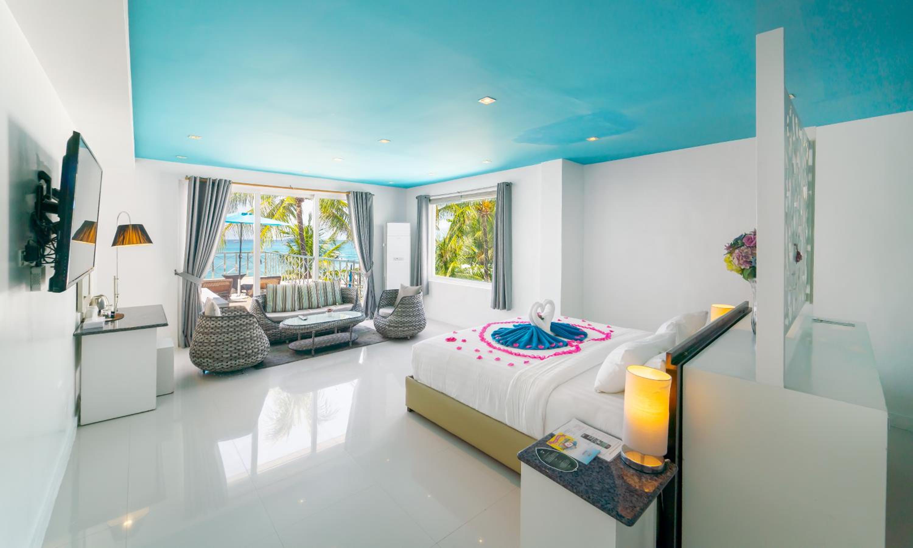 Panoramic Ocean View   - Photo 9