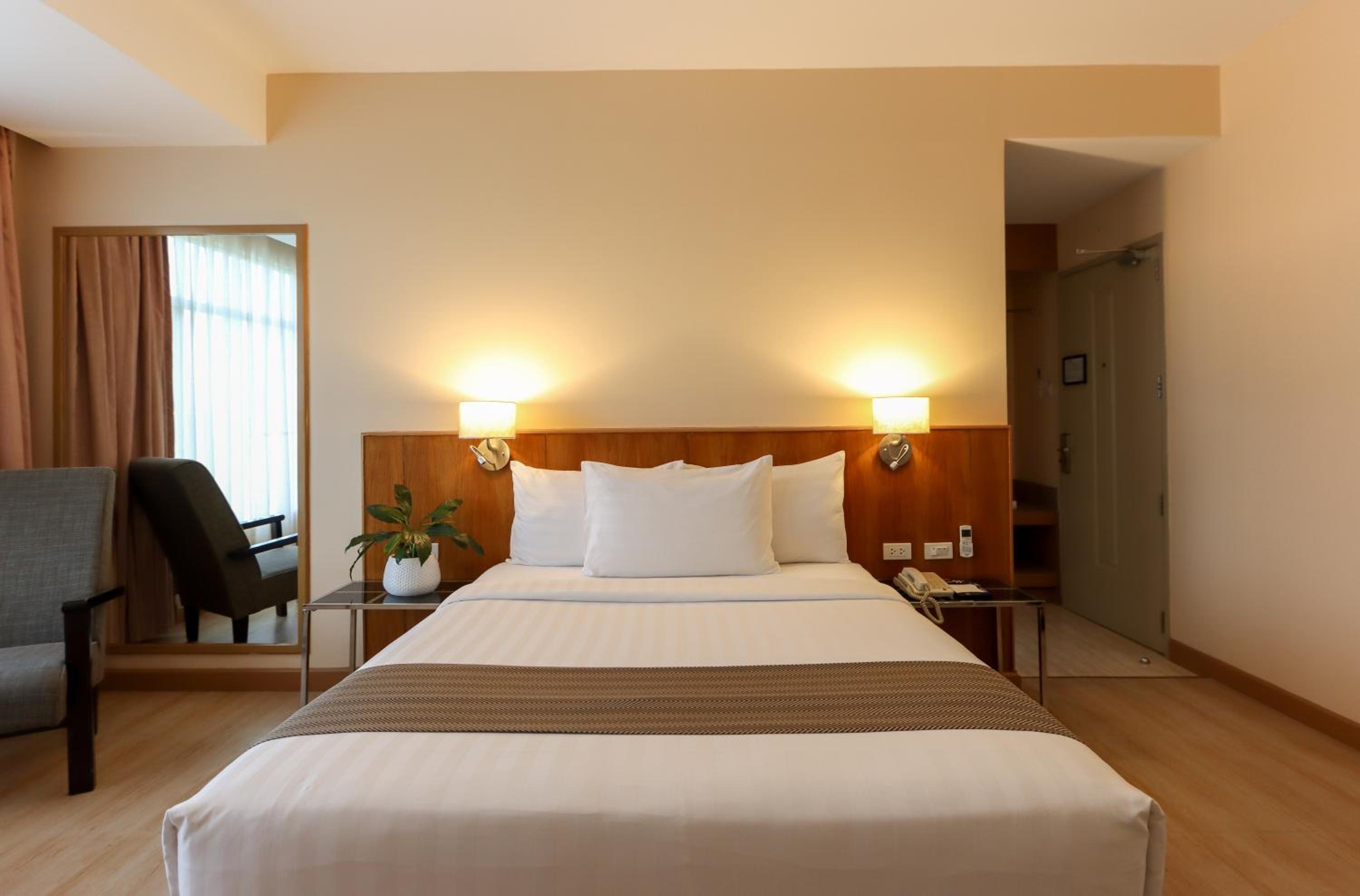 Deluxe Queen Room photo 1
