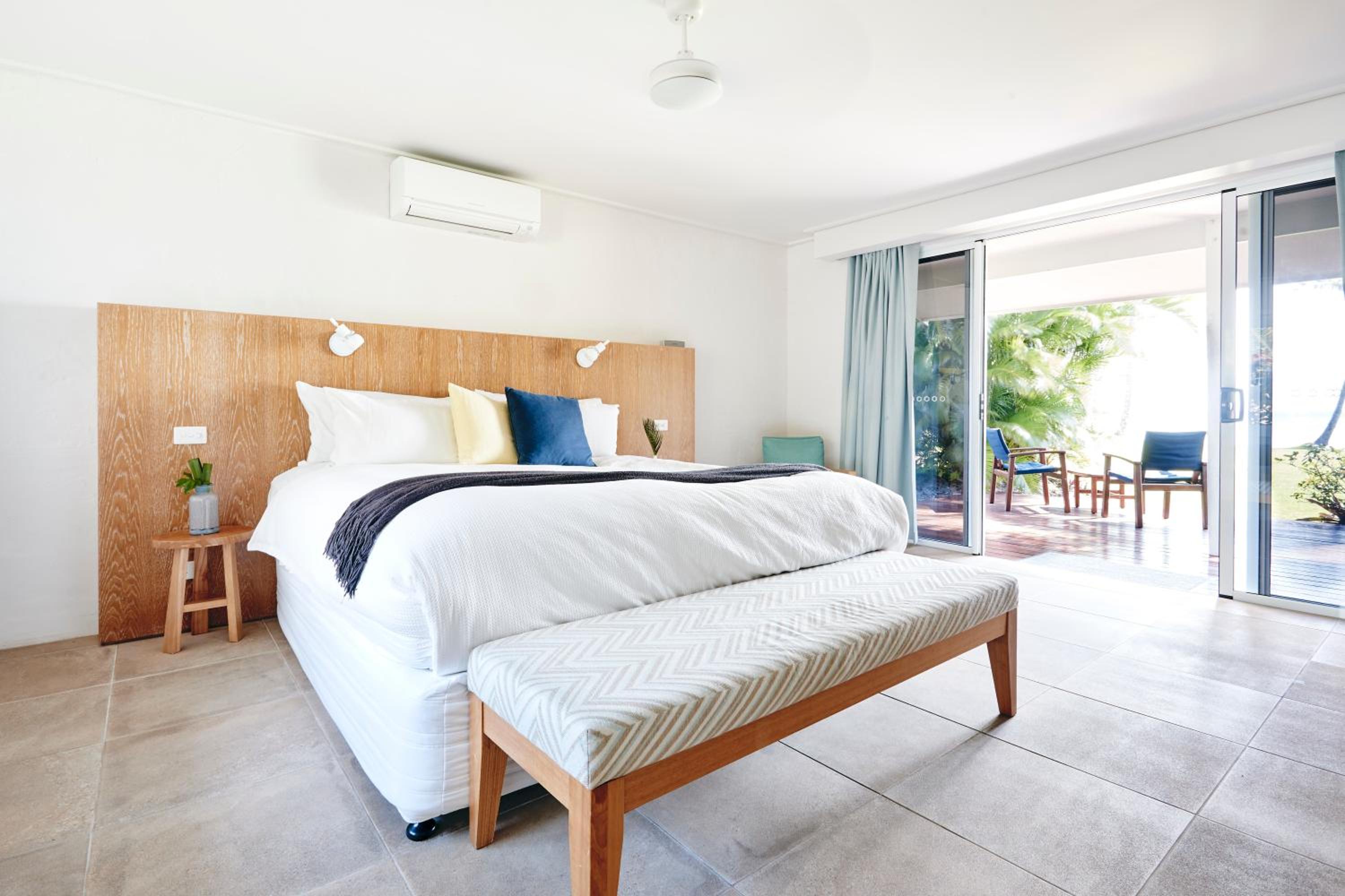 Superior King Room- North Beachfront