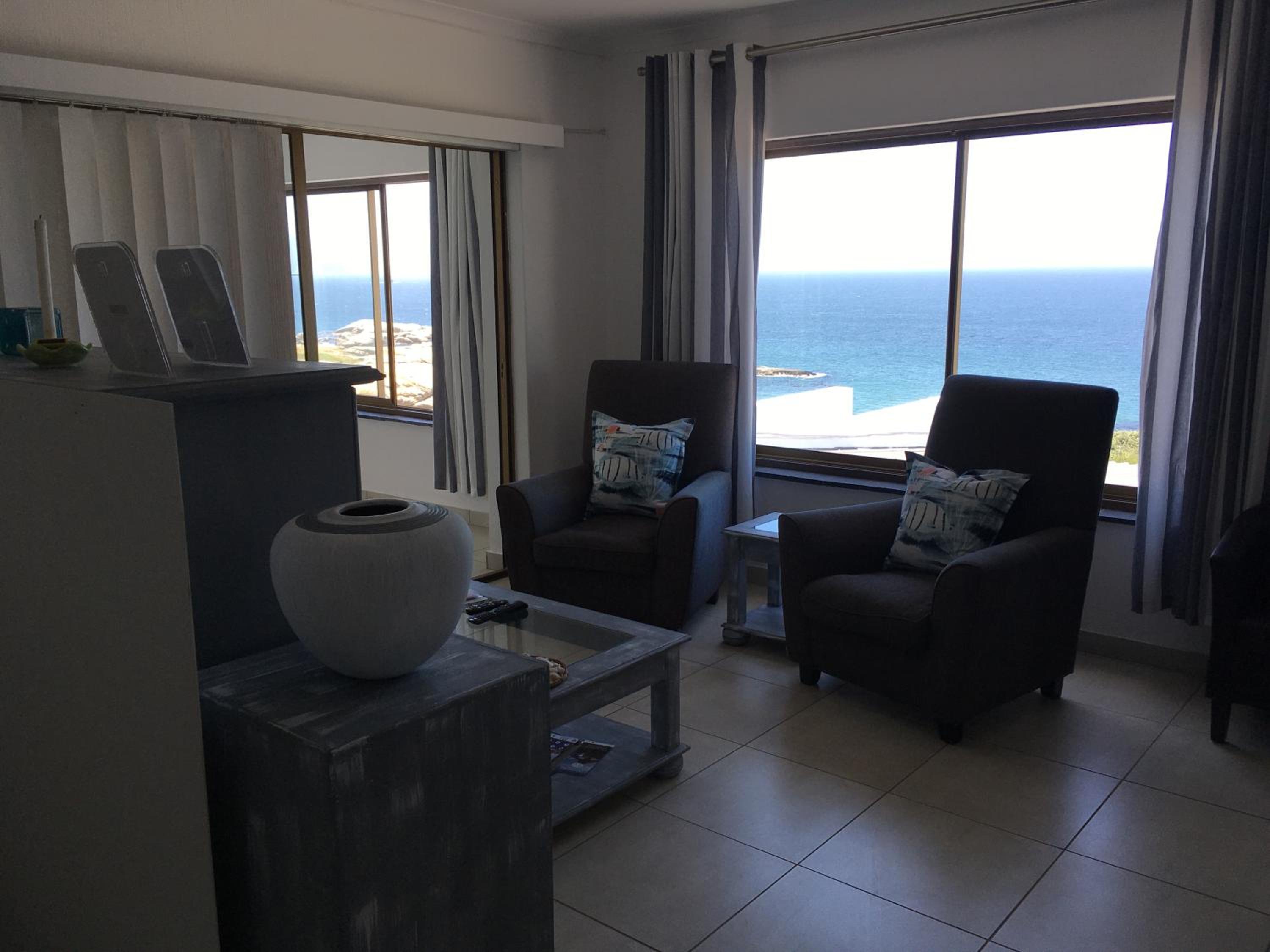Apartment with Sea View - Photo 24
