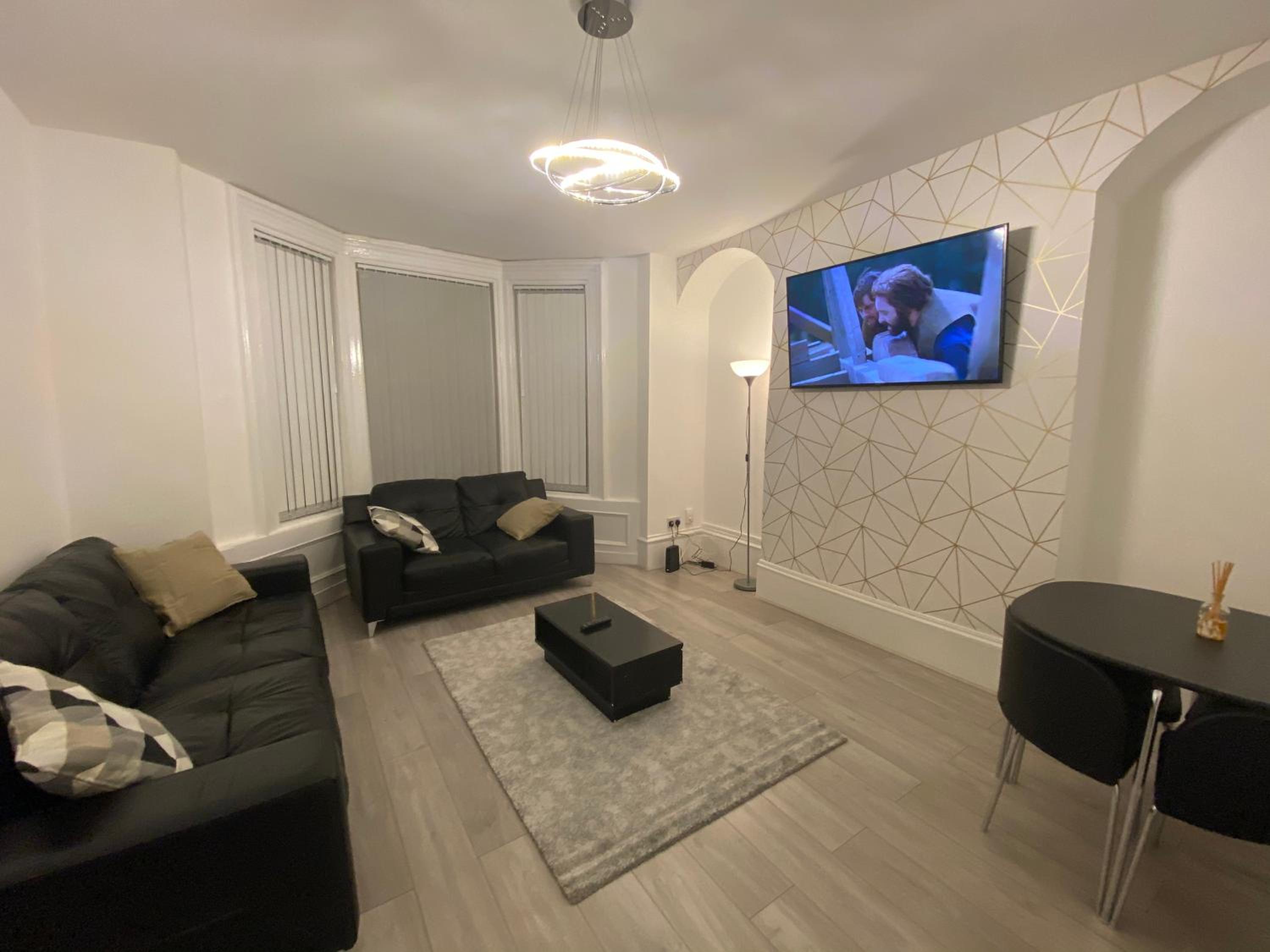 Apartment - Photo 1