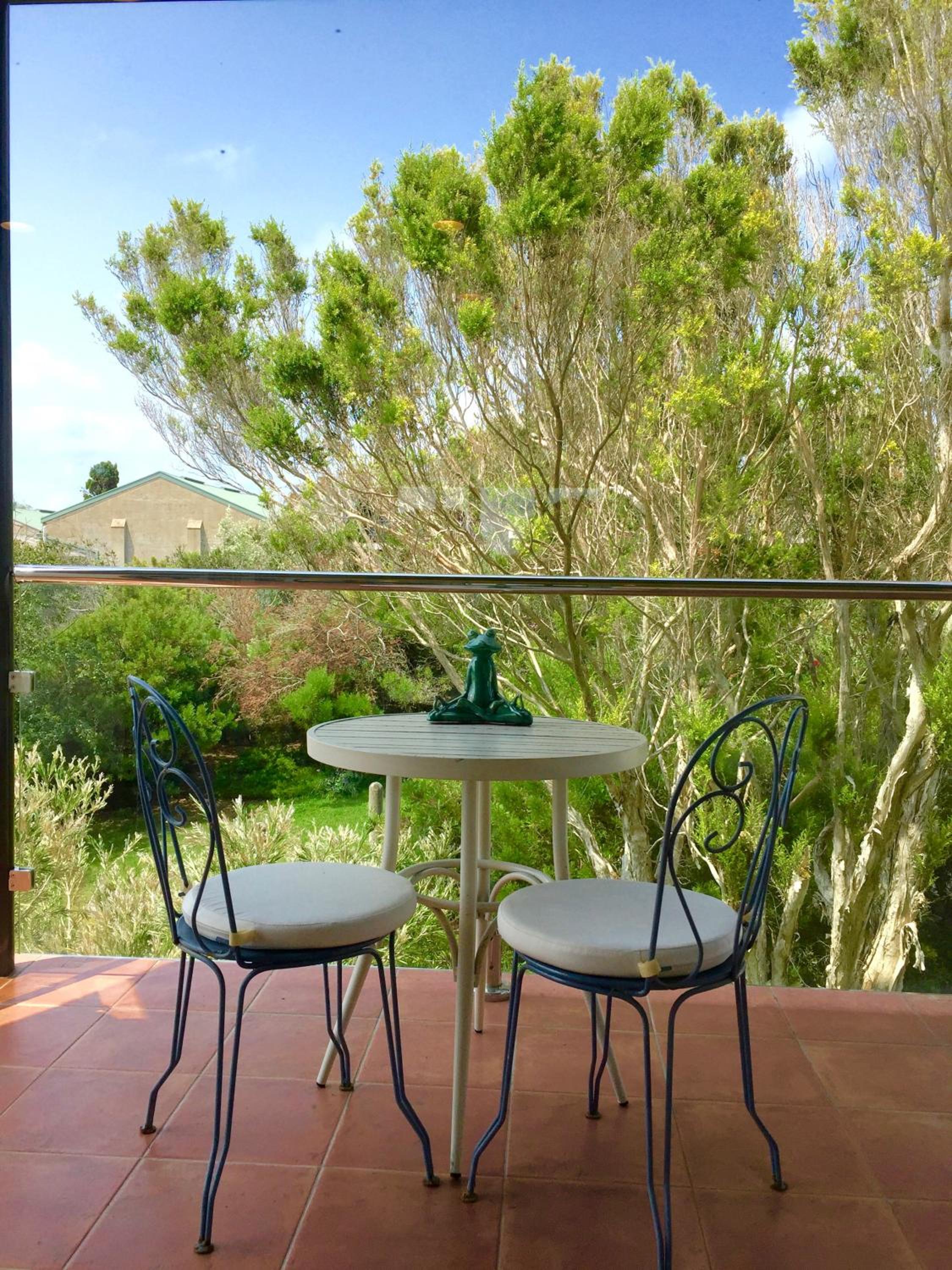 Apartment with Mountain View photo 3