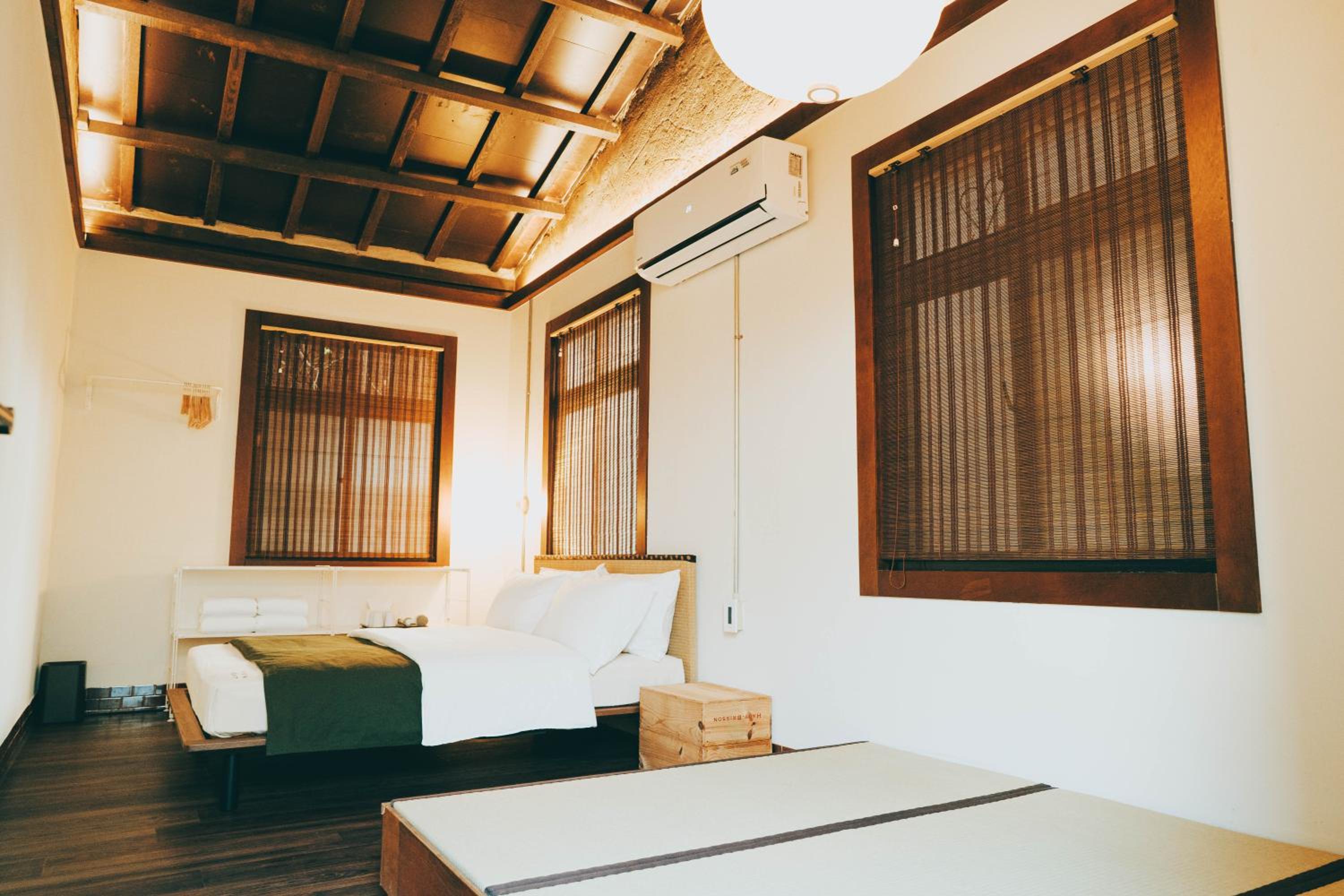 Triple Room with Private External Bathroom