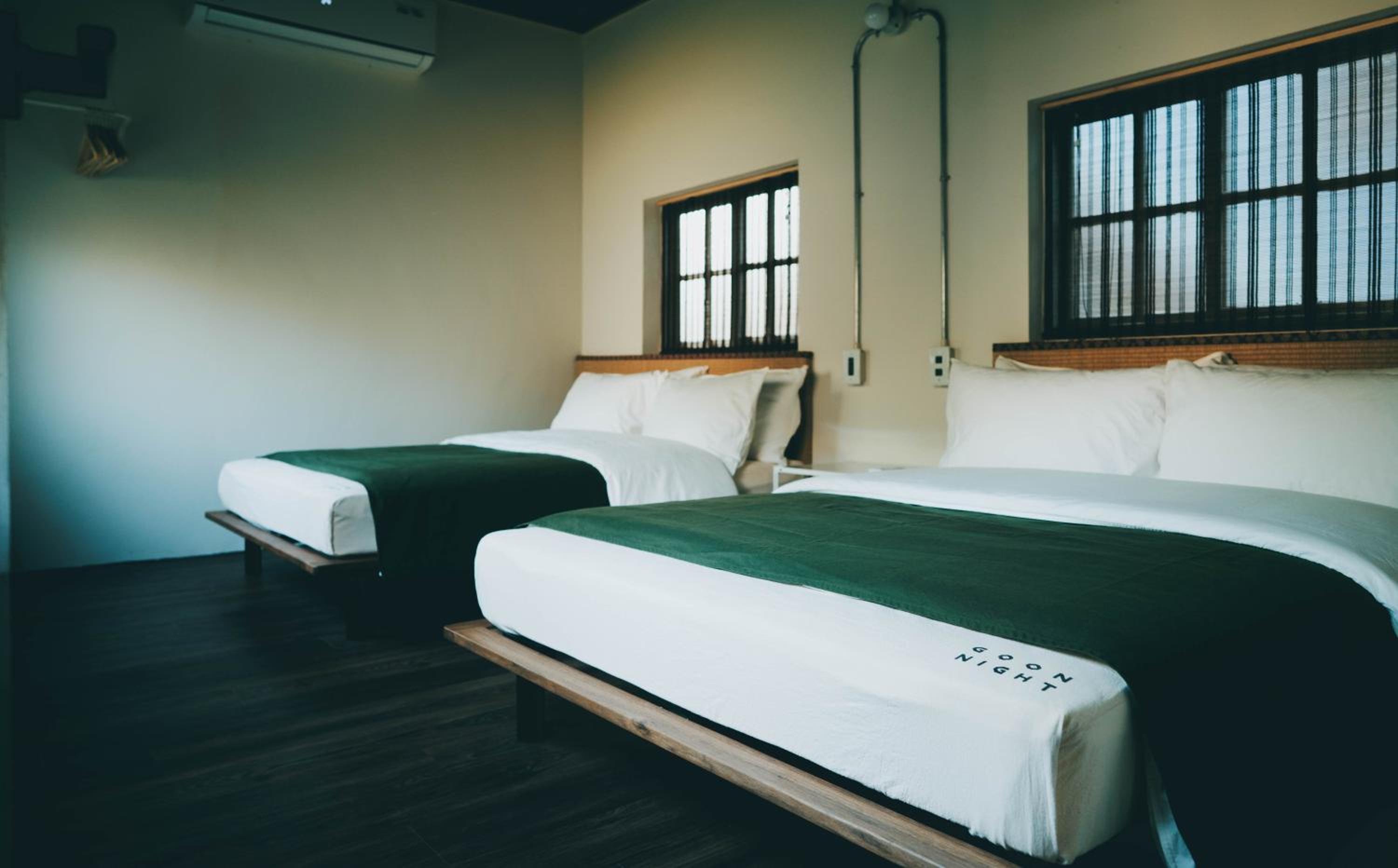 Quadruple Room with Private External Bathroom