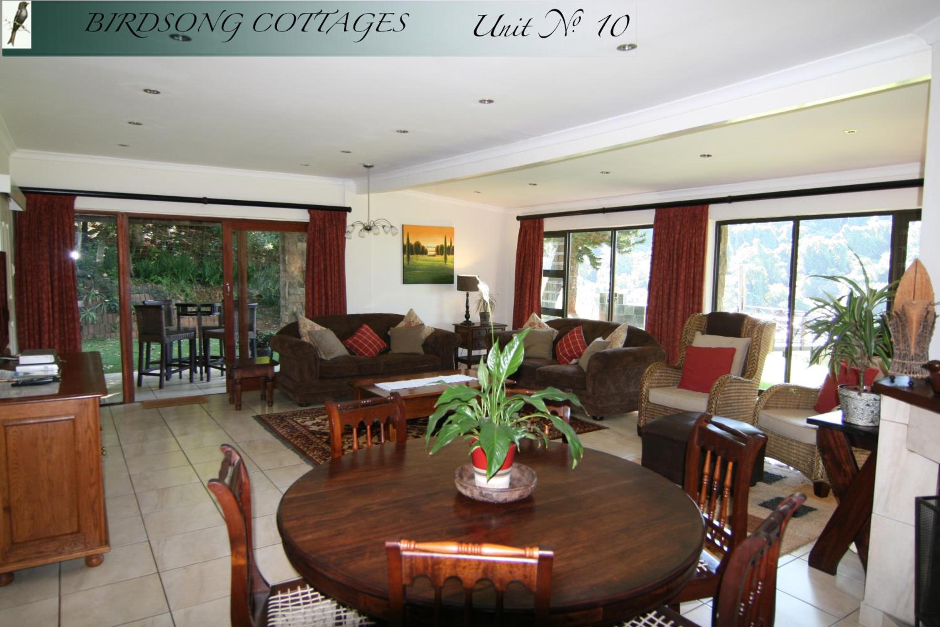 Four-Bedroom House photo 3