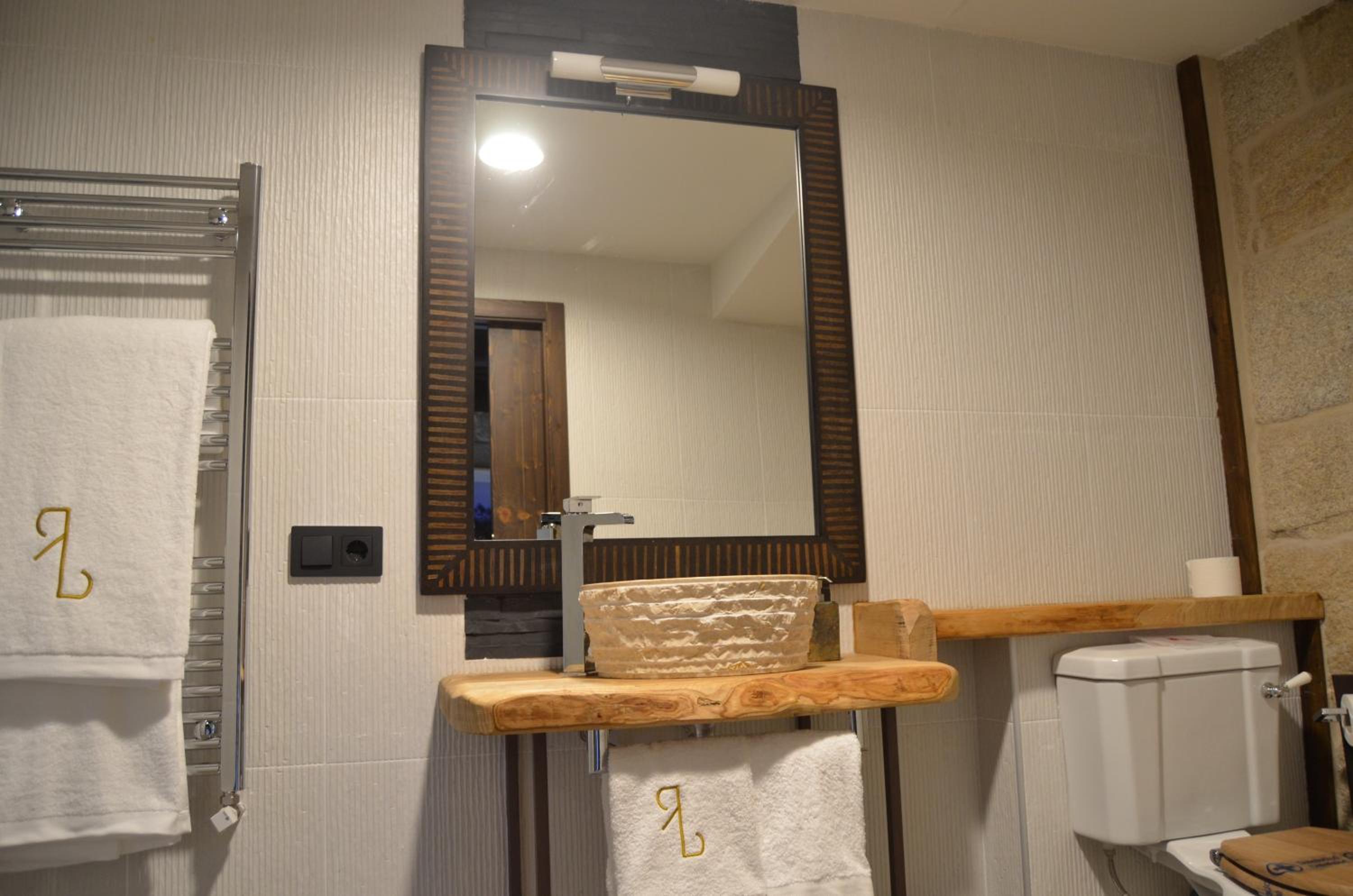Superior Double Room - Photo 11