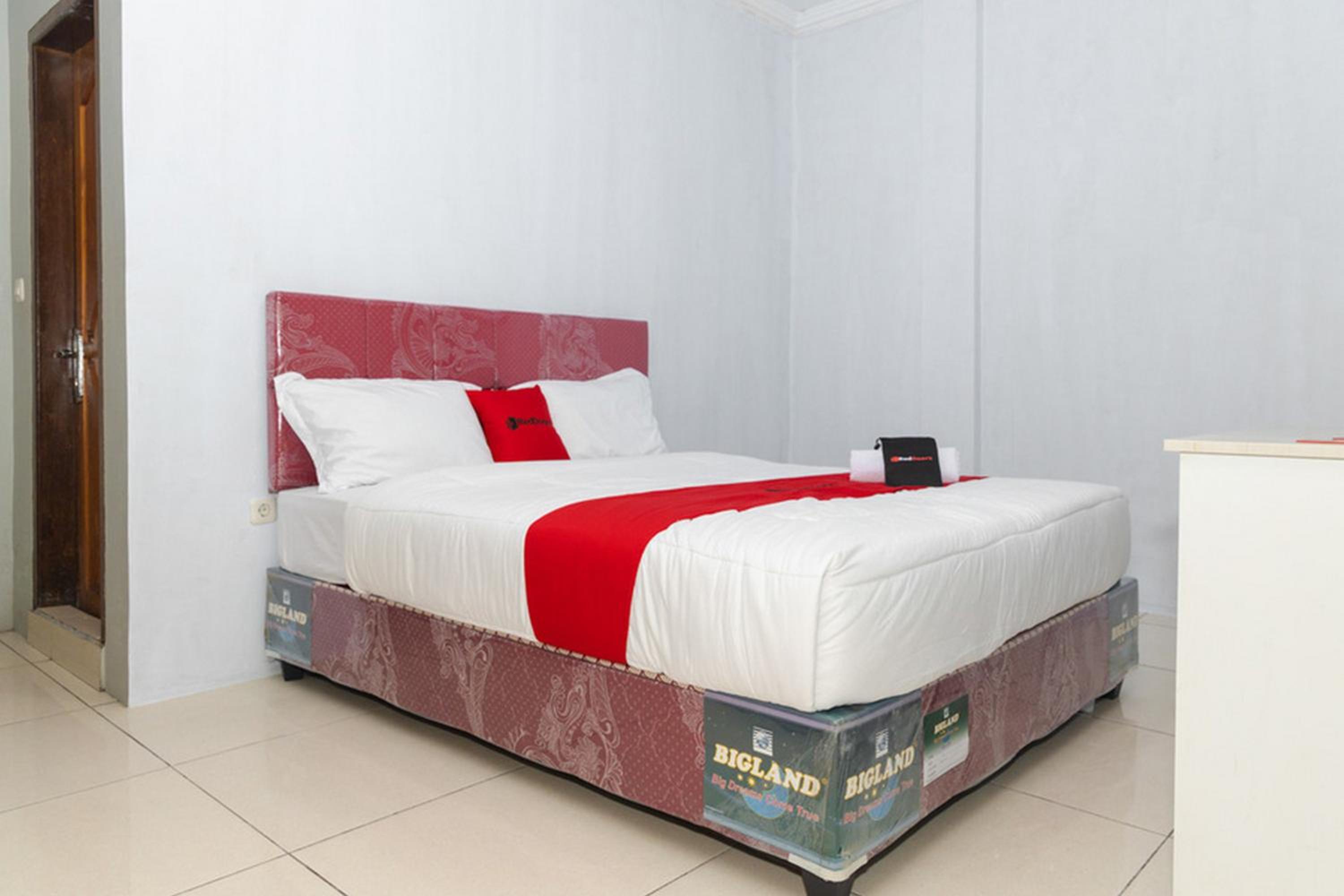 Double Room - Photo 5