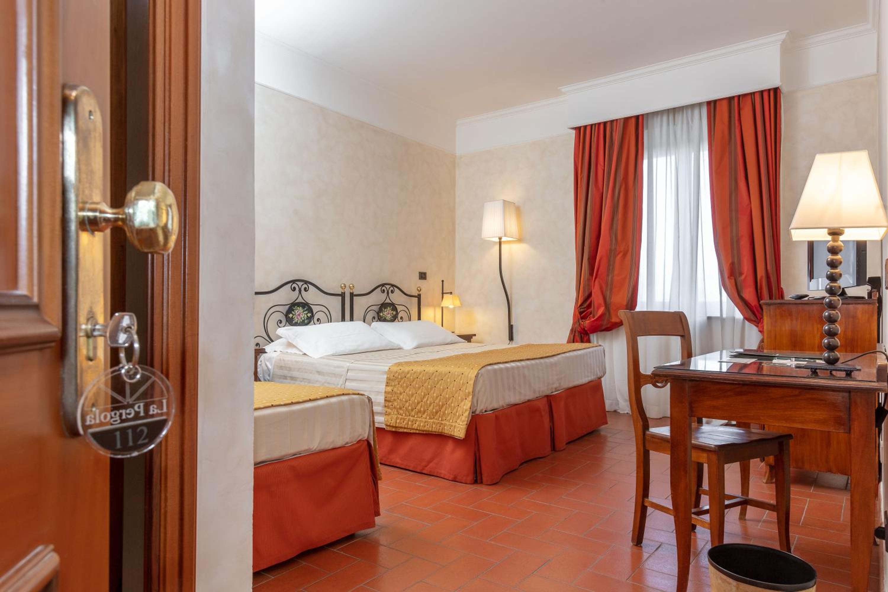Triple Room photo 1
