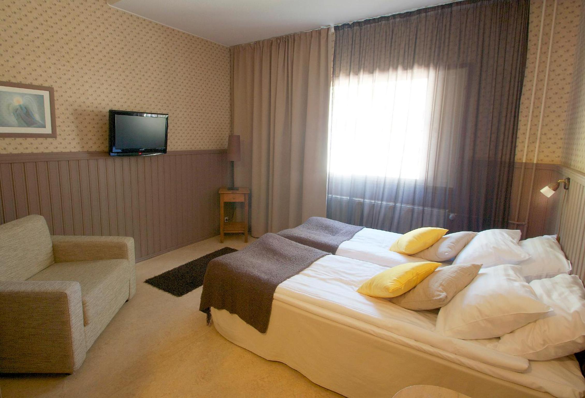Standard Twin Room with Sauna - Photo 2