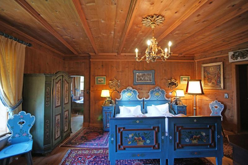 Premium Suite - Photo 2