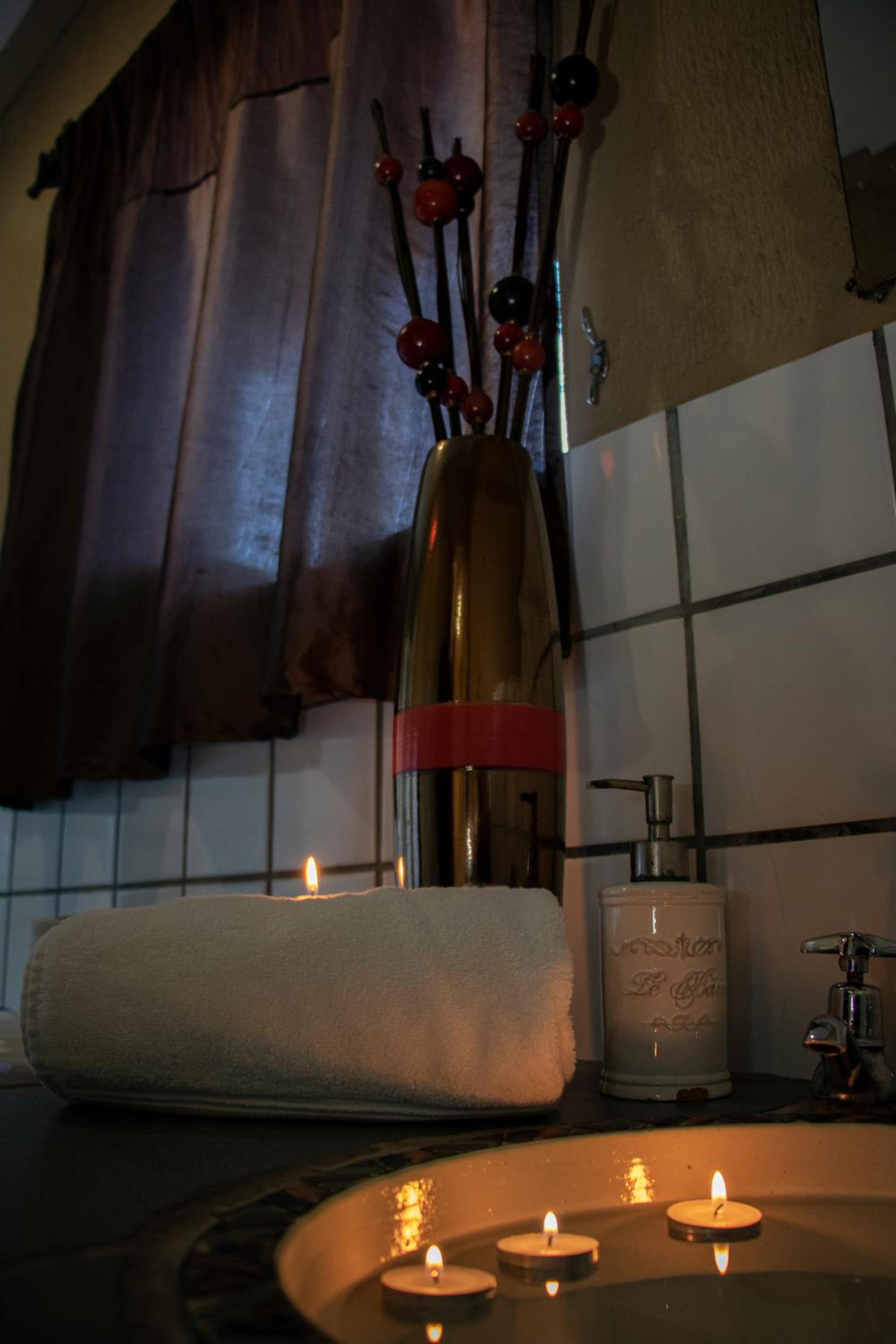Deluxe Double Room - Photo 6