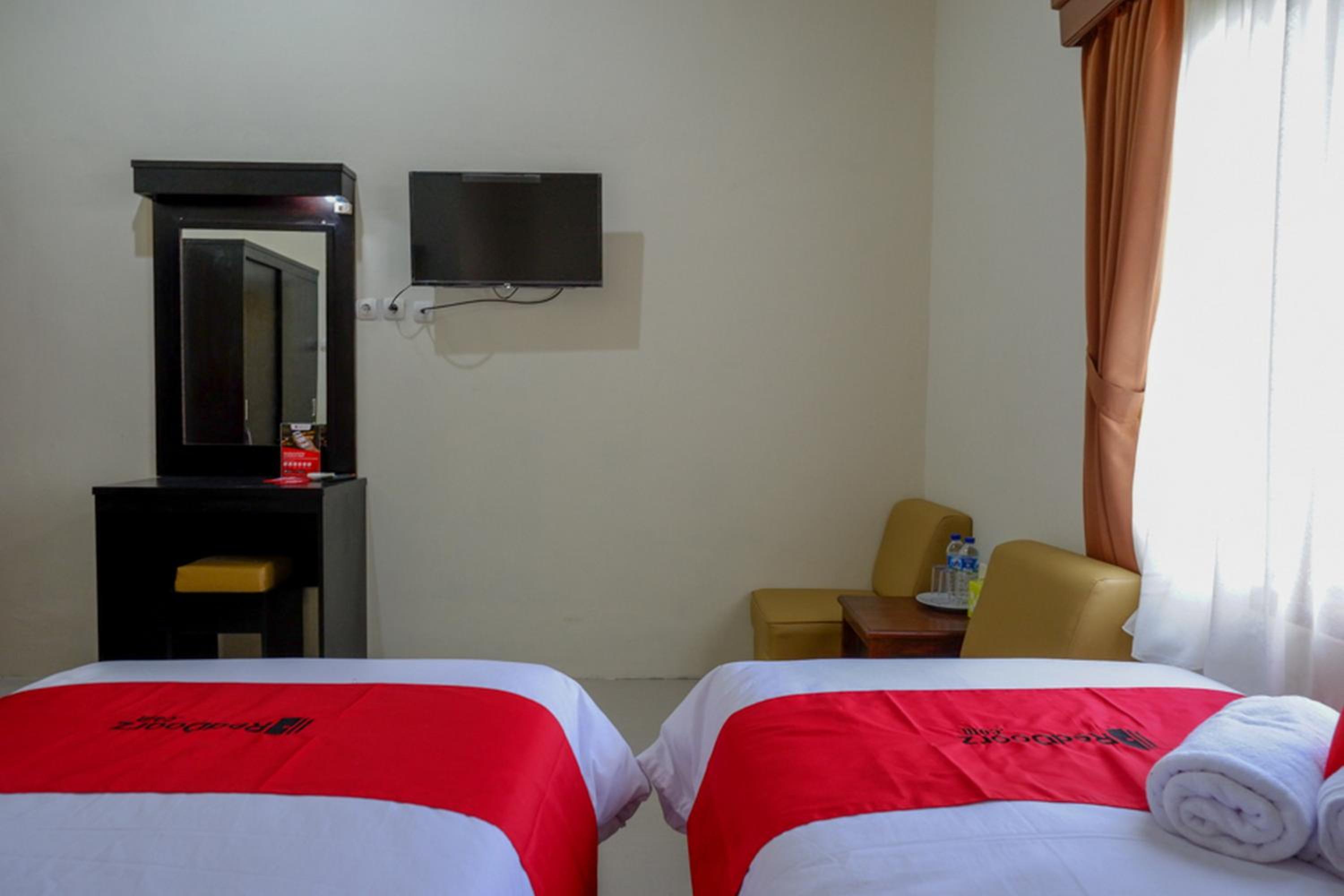 Twin Room - Photo 6