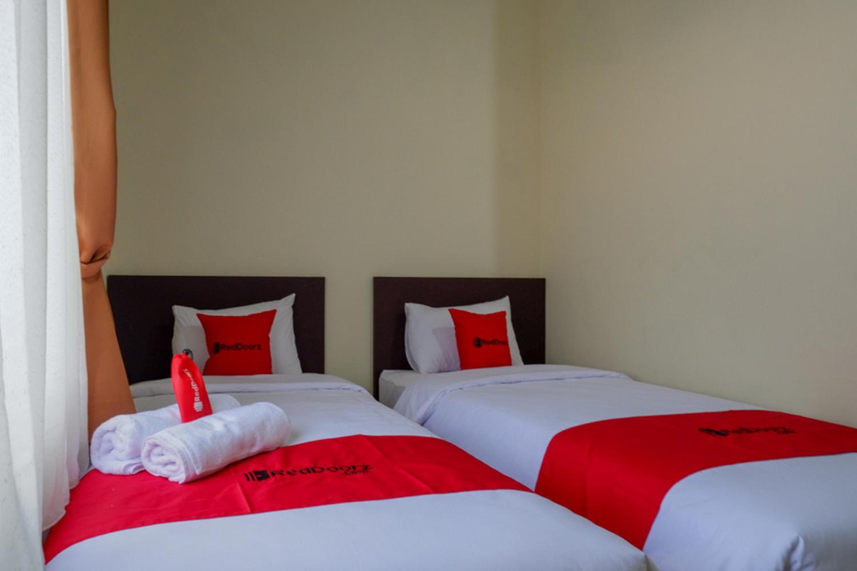 Twin Room - Photo 5