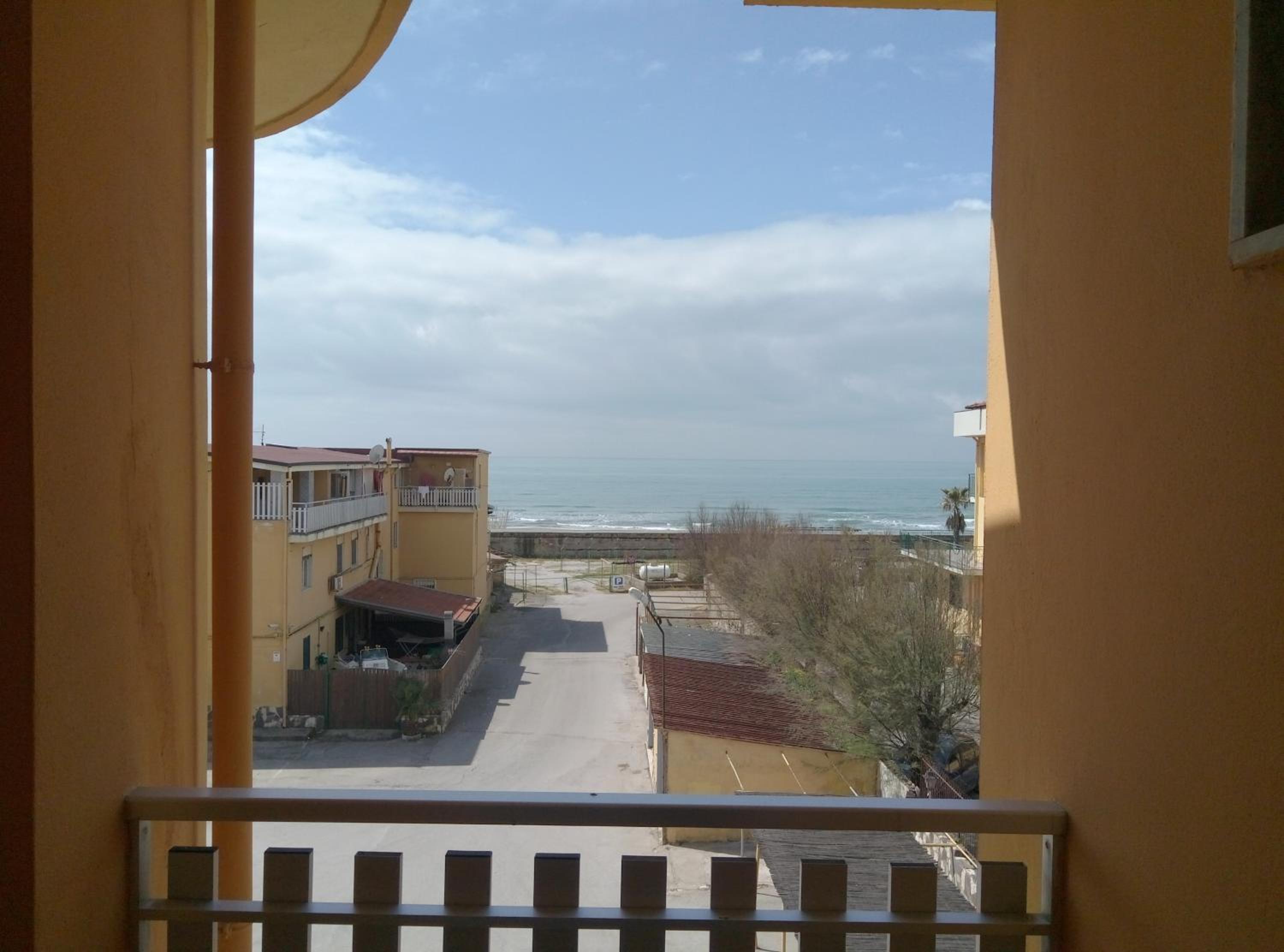 Standard Triple Room with Sea View photo 3