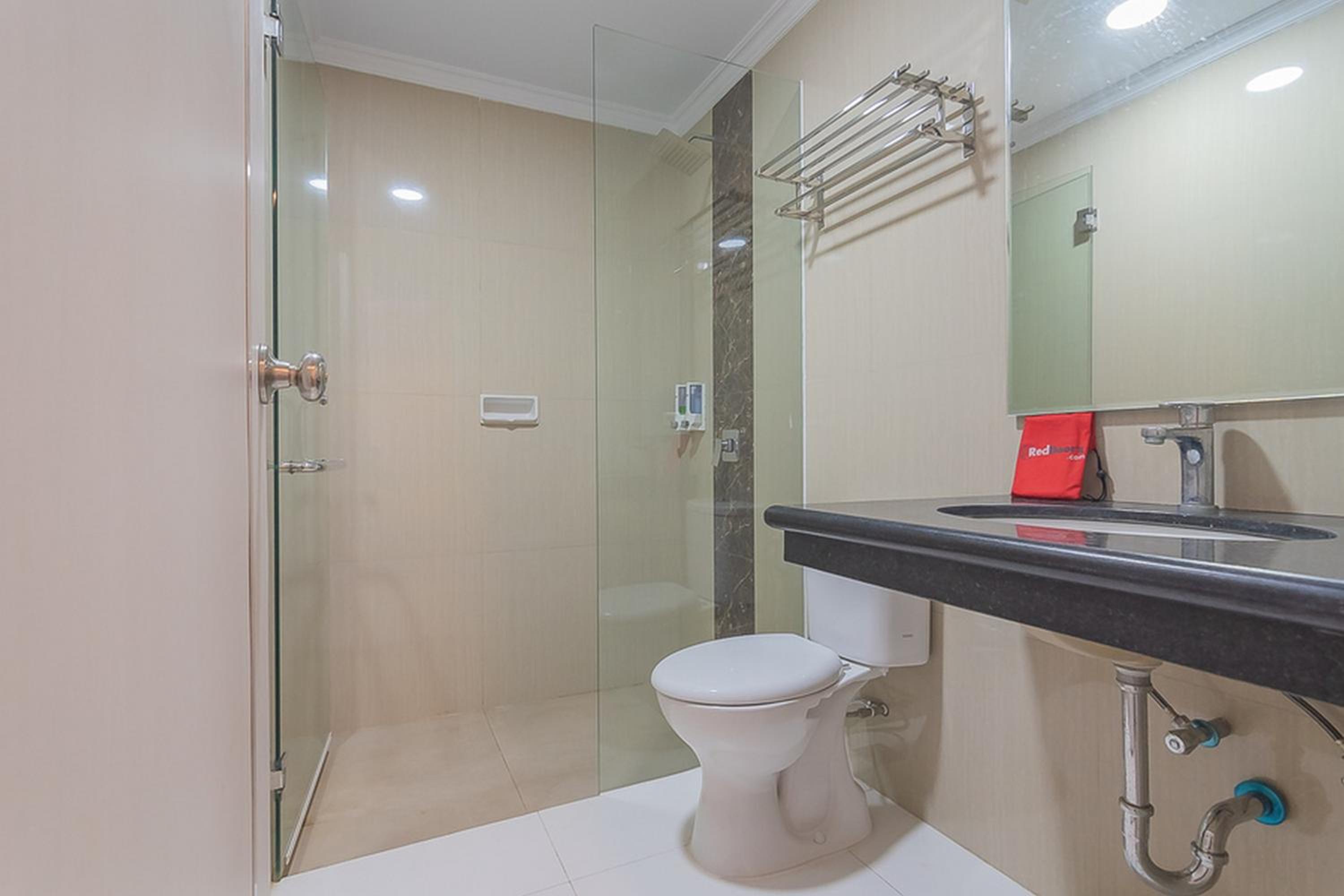 Double Room - Photo 6