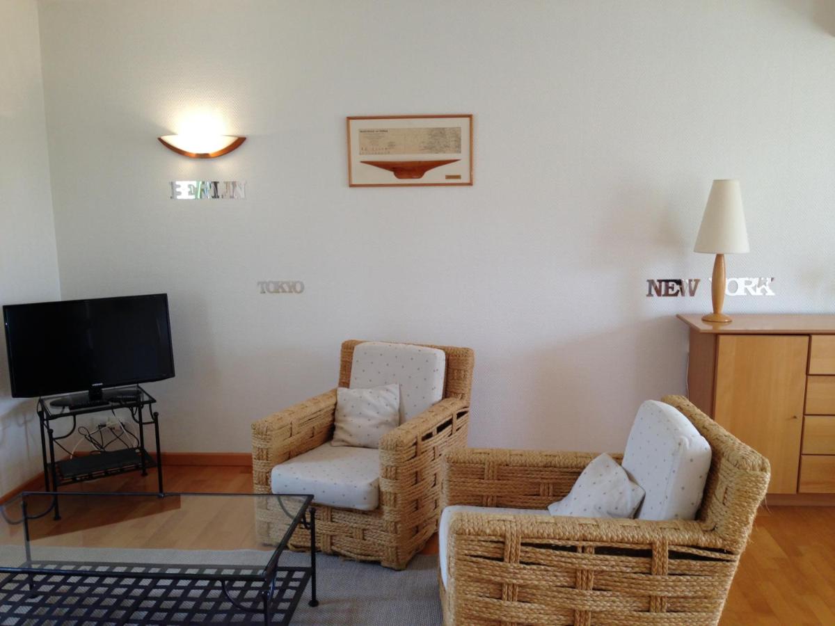 Two-Bedroom Apartment photo 3
