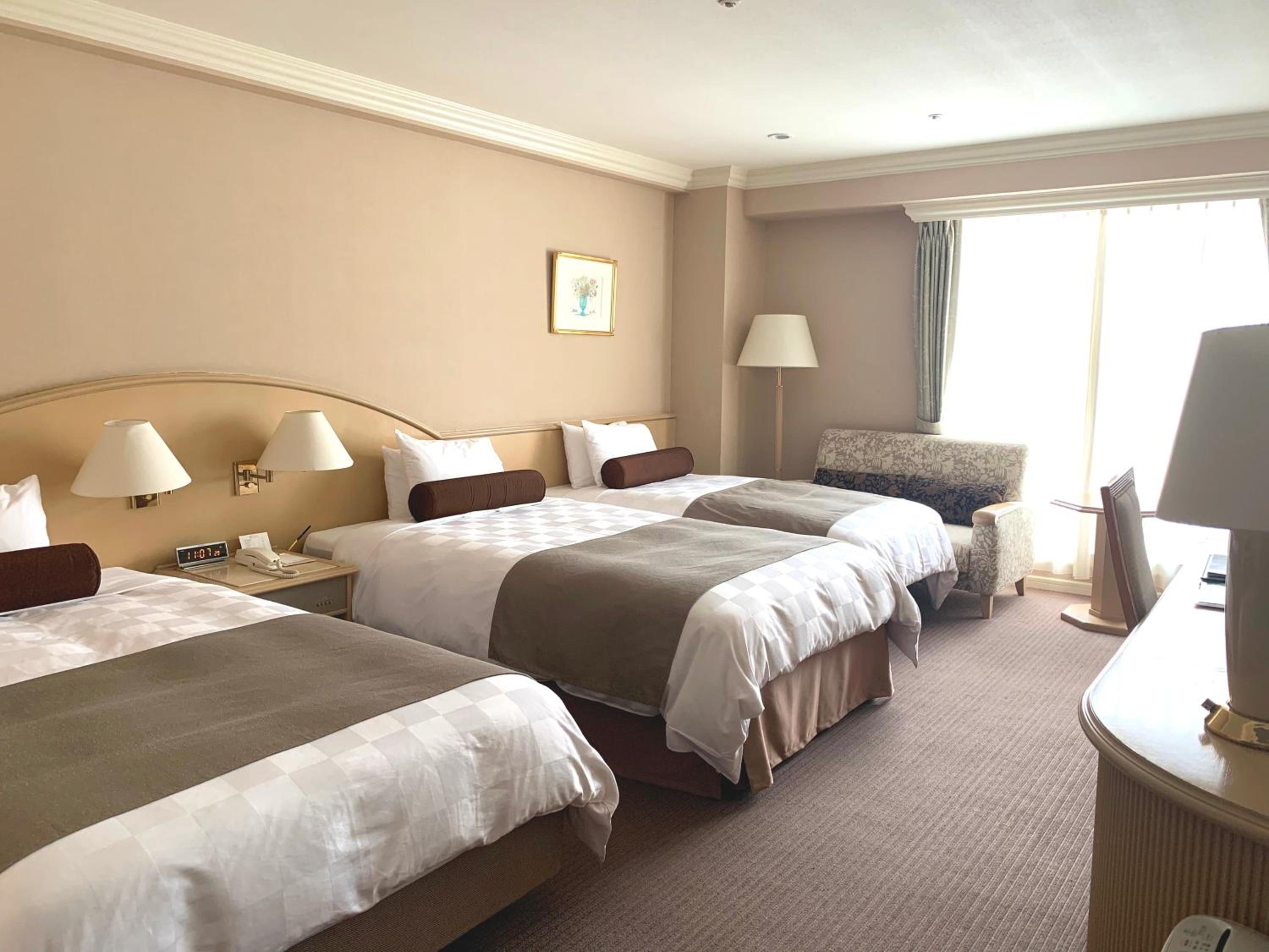 Twin Room with 1 Extra Bed for 3 people - Non-Smoking - Photo 1