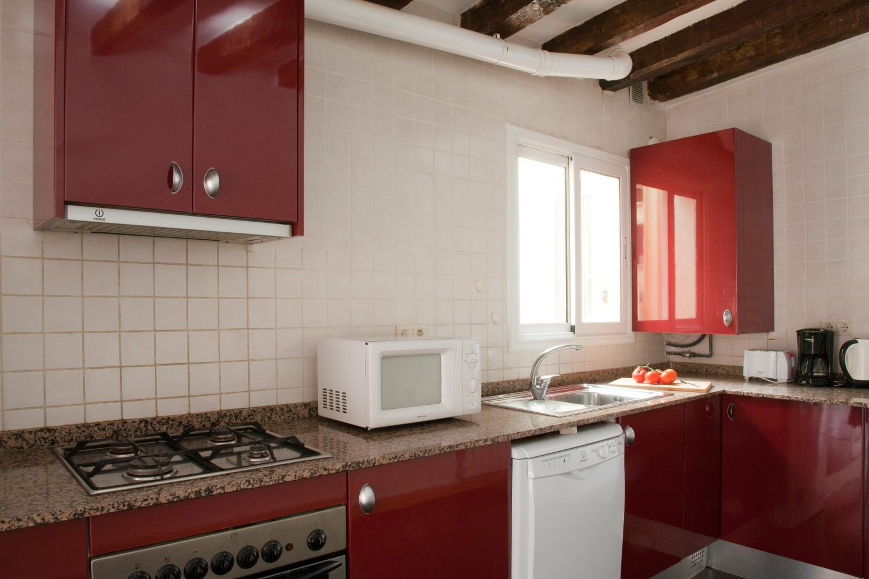 Two-Bedroom Apartment (5 Adults) photo 2