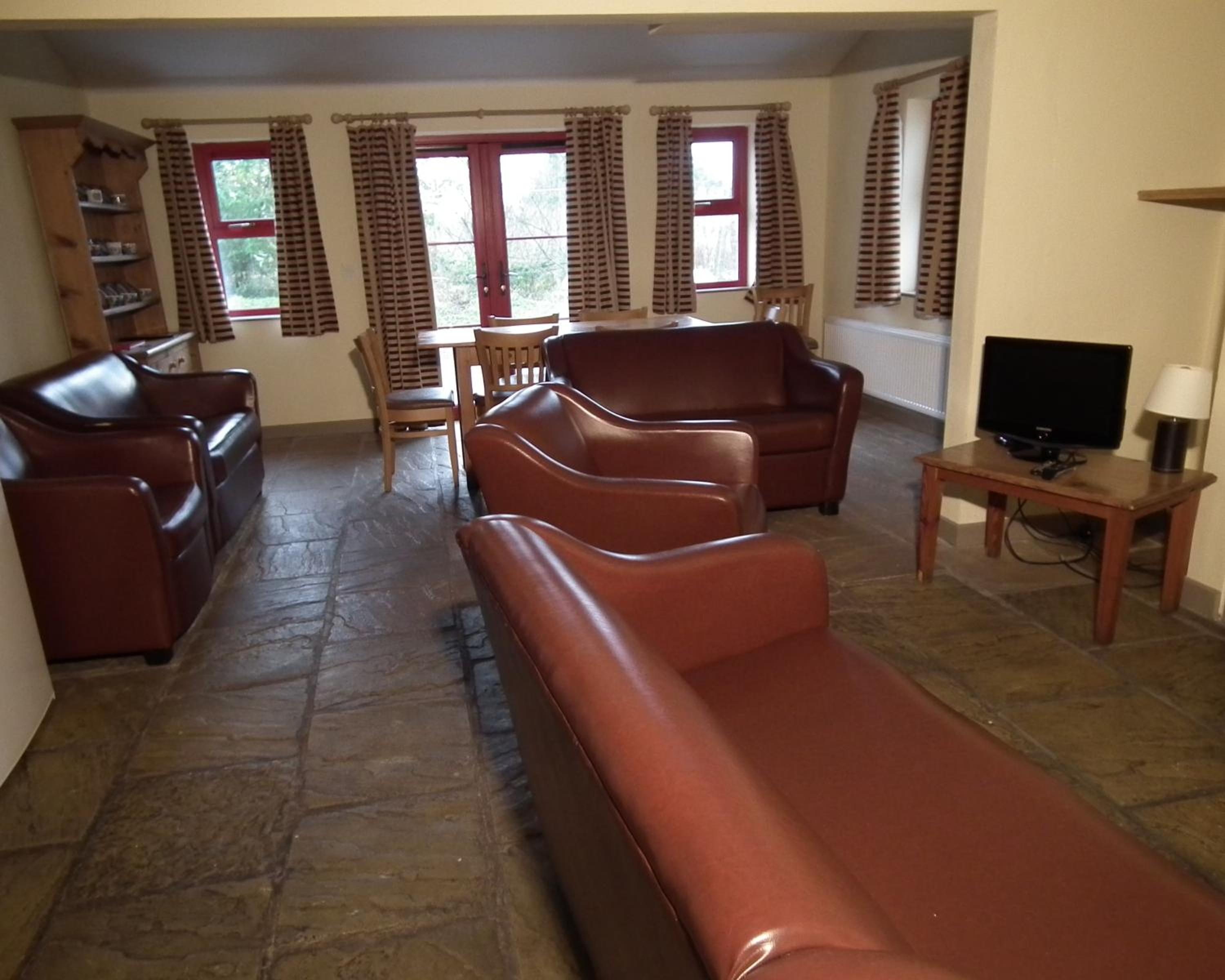 Three-Bedroom Cottage photo 1