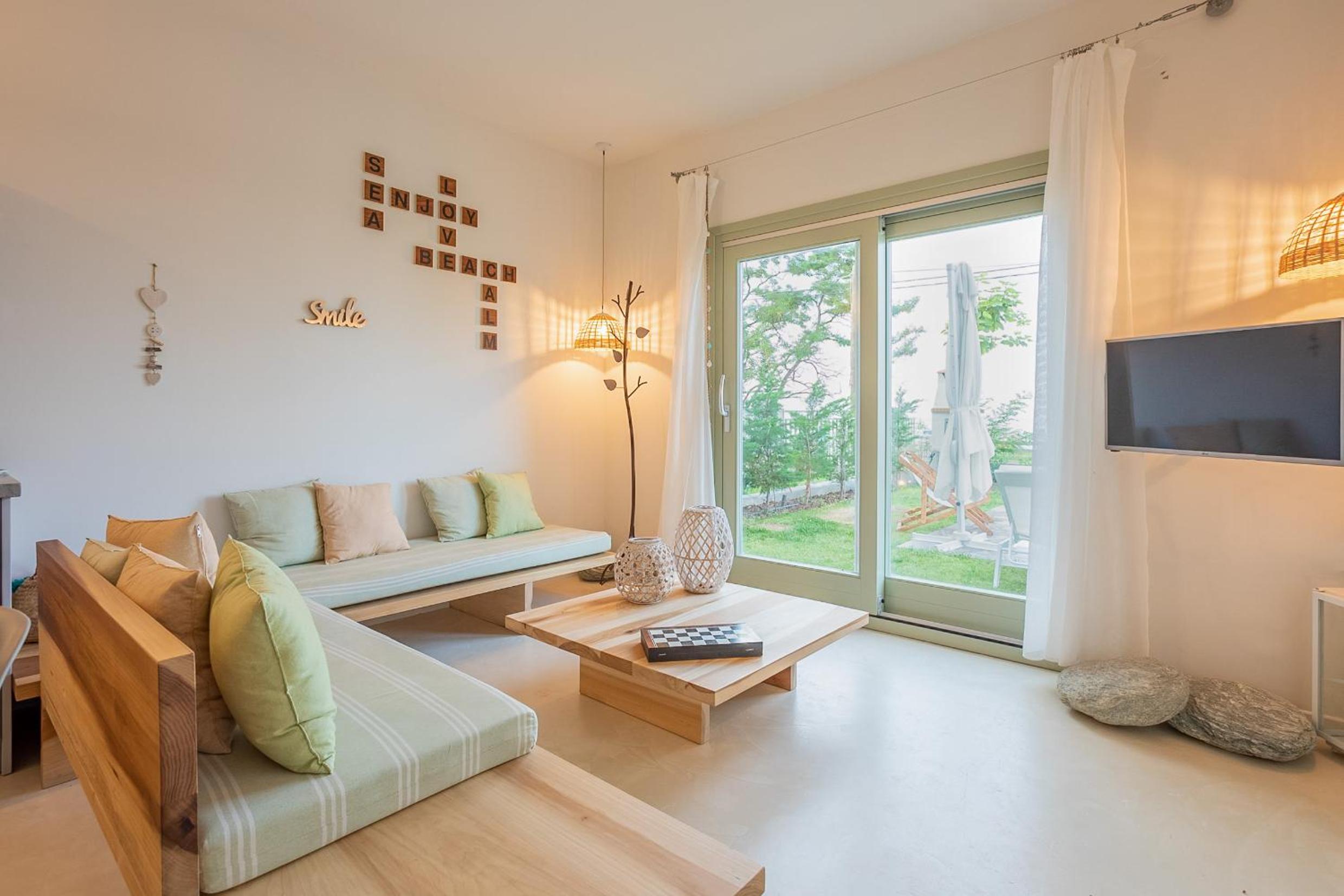 Villa with Private Pool - Athina