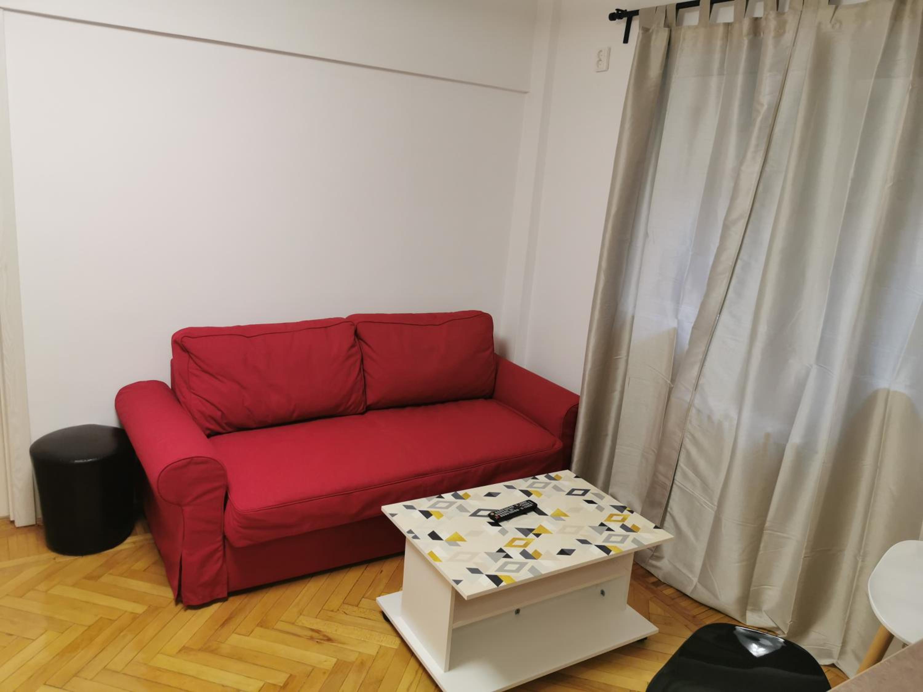 One-Bedroom Apartment - Photo 7