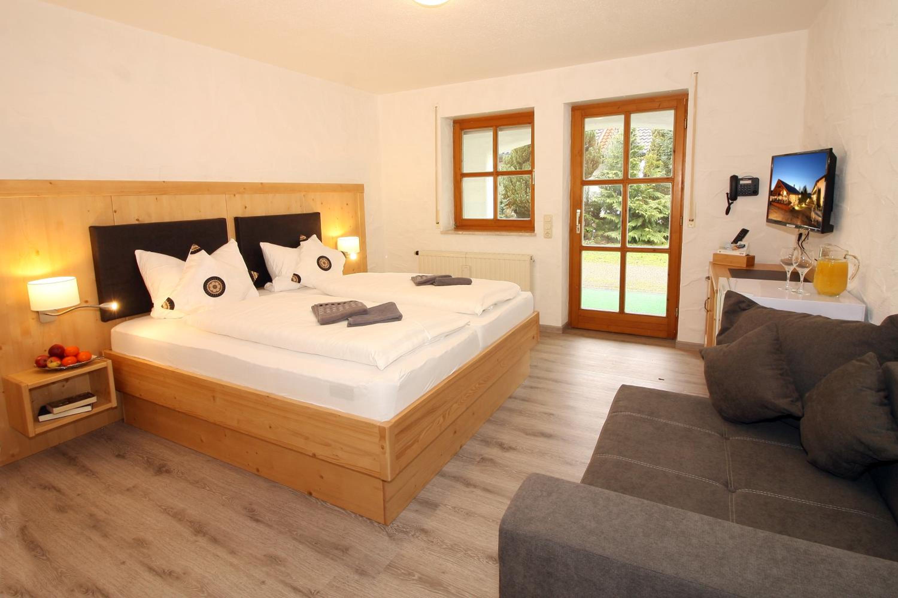 Superior Double Room - Photo 1