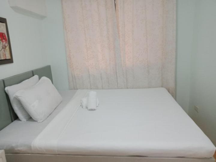 Apartment with Balcony - Photo 1