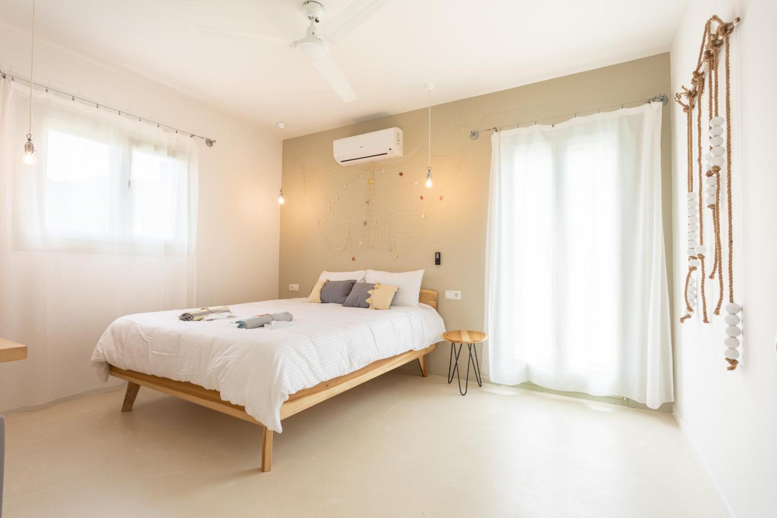 Villa with Private Pool - Hera