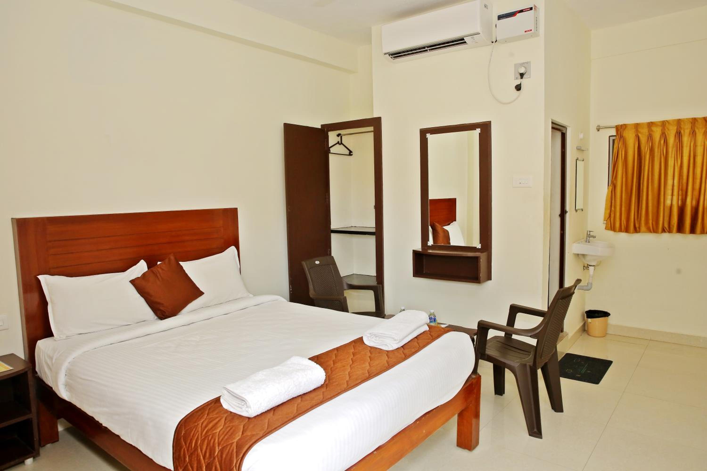Deluxe Double Room - Photo 1