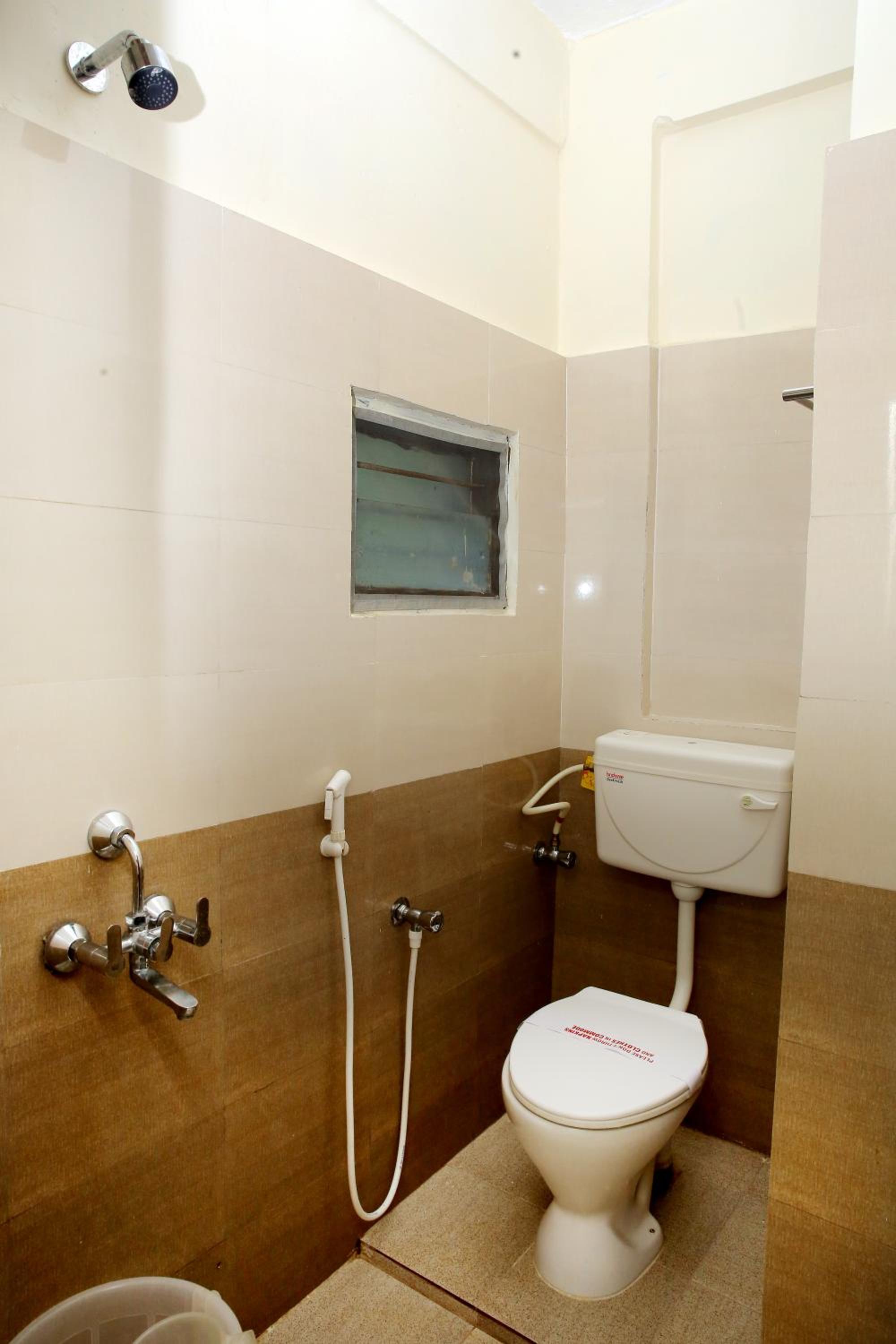 Deluxe Double Room - Photo 21