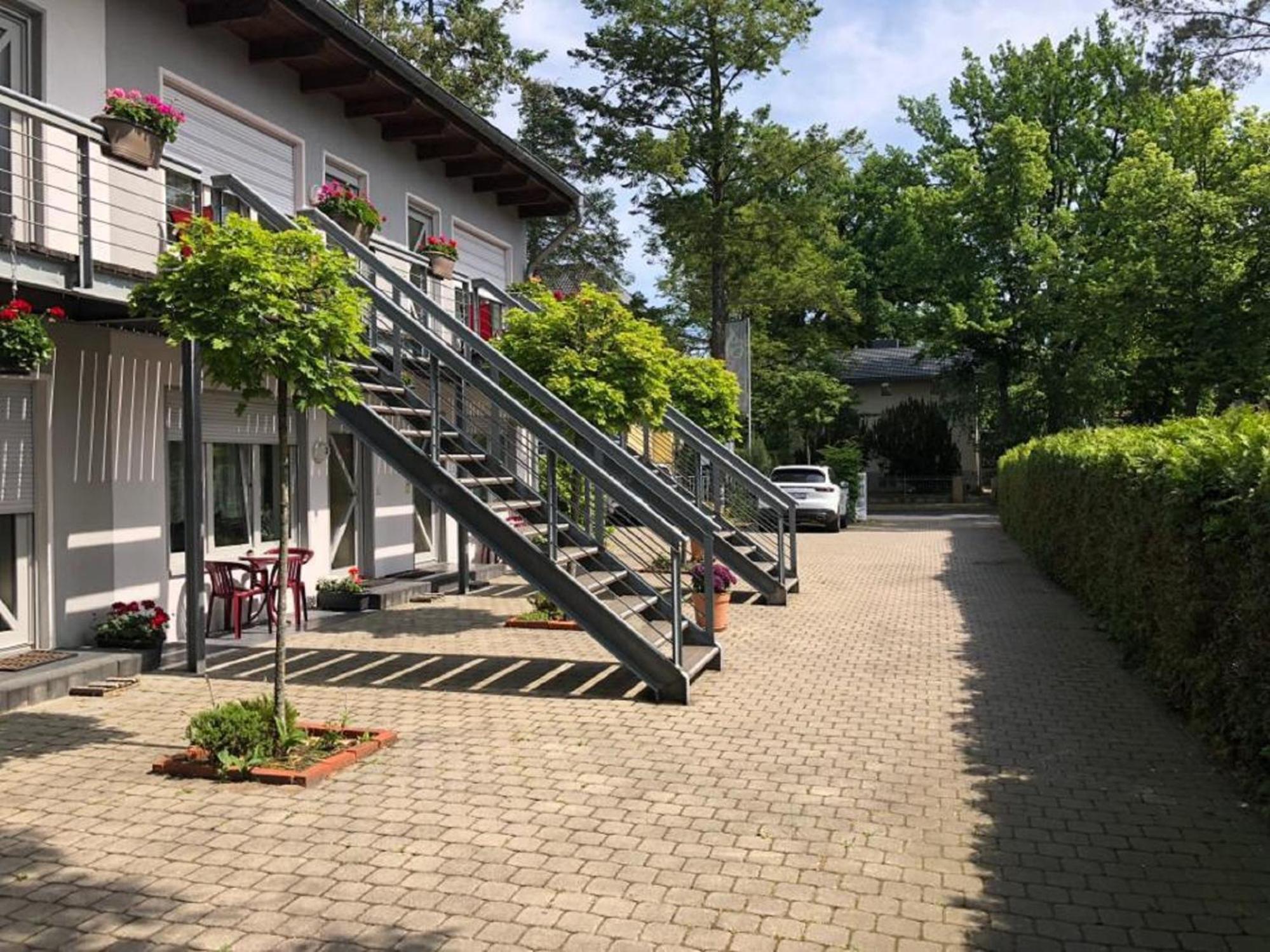 One-Bedroom Apartment with Balcony photo 2