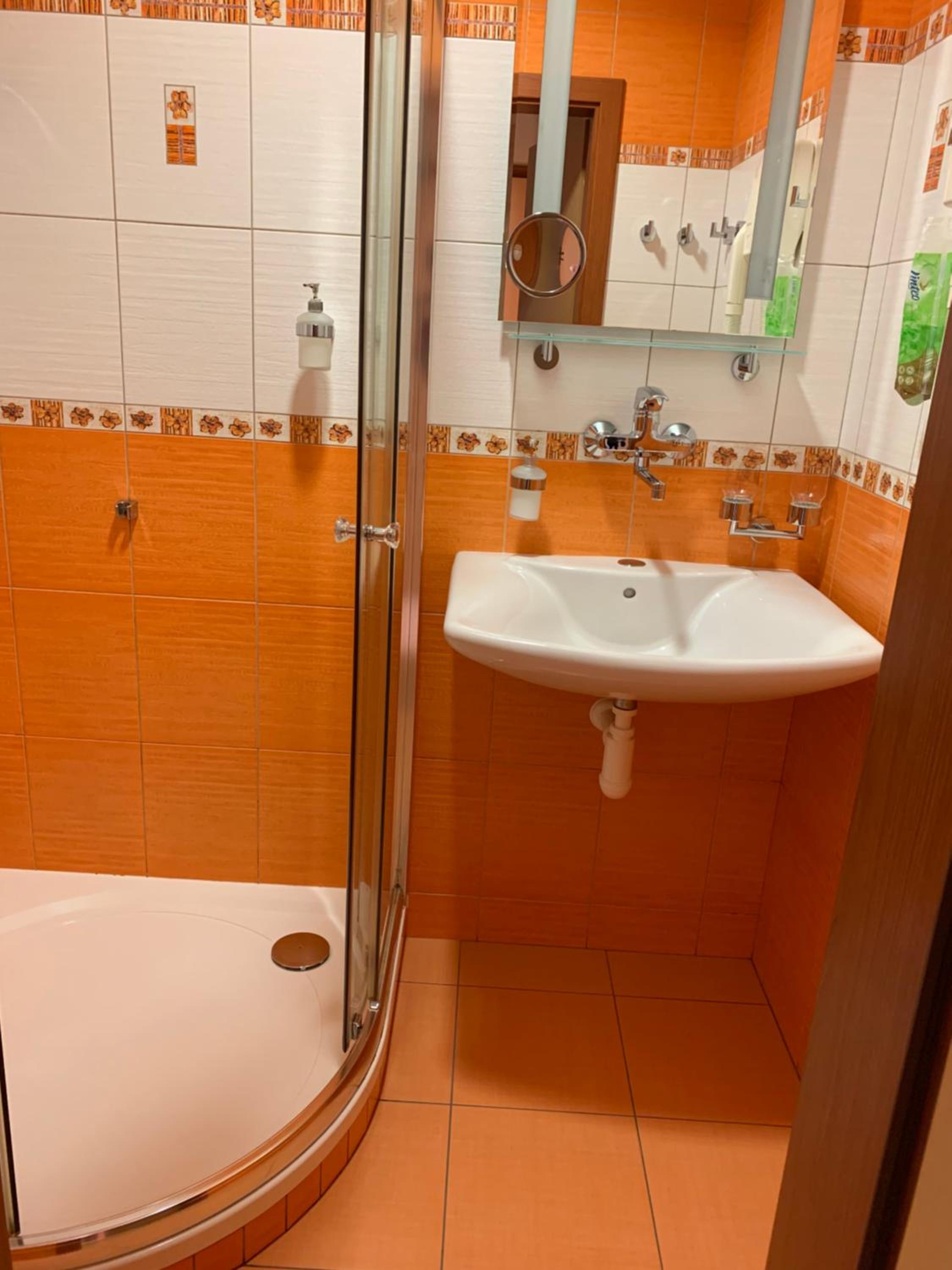 Double or Twin Room with Extra Bed photo 3