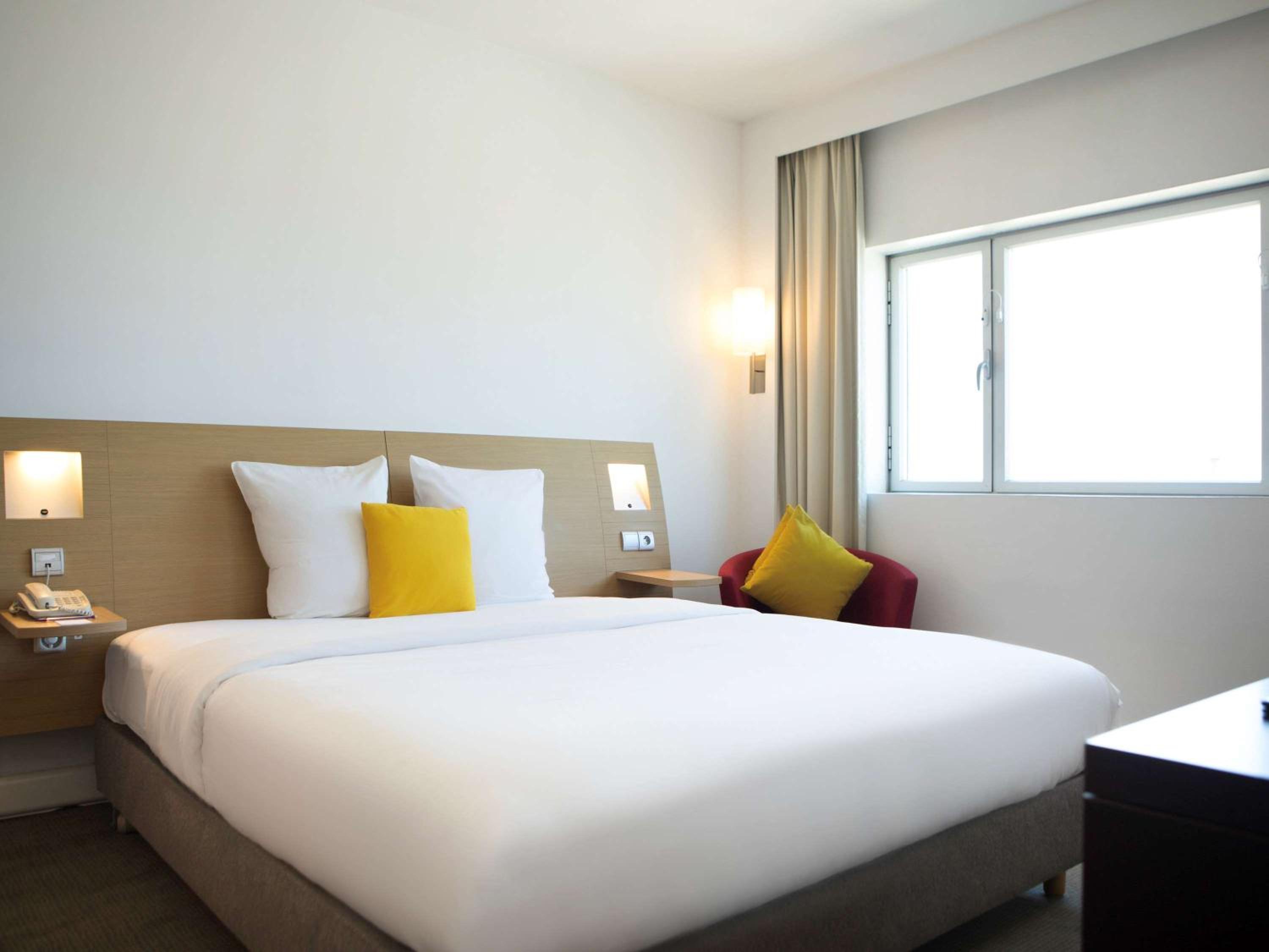 Junior Suite - 1 King-size bed and Sofa - Photo 2