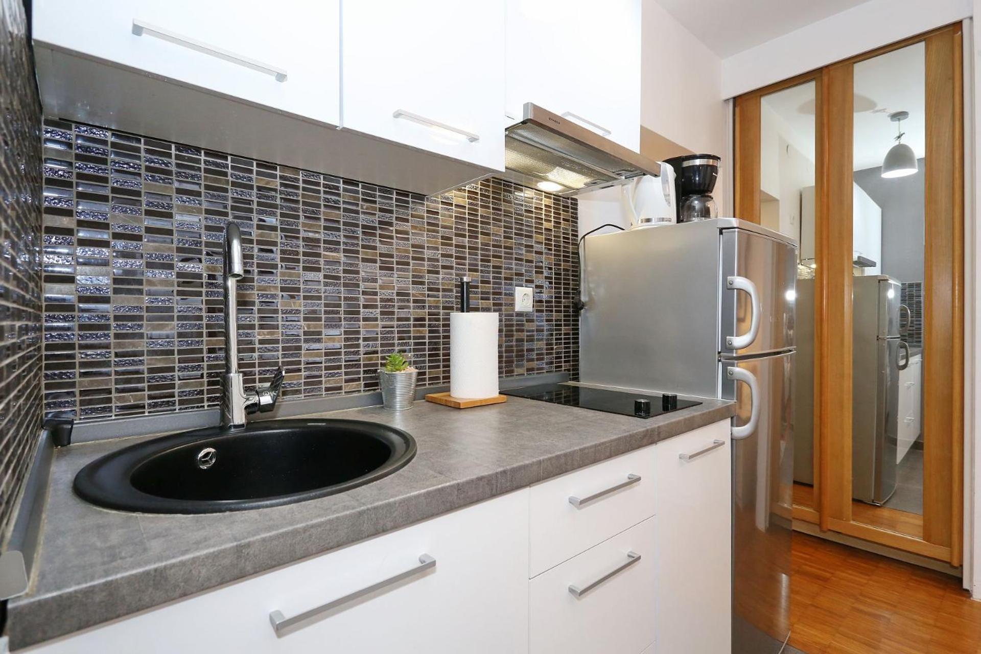 Apartment - Photo 13