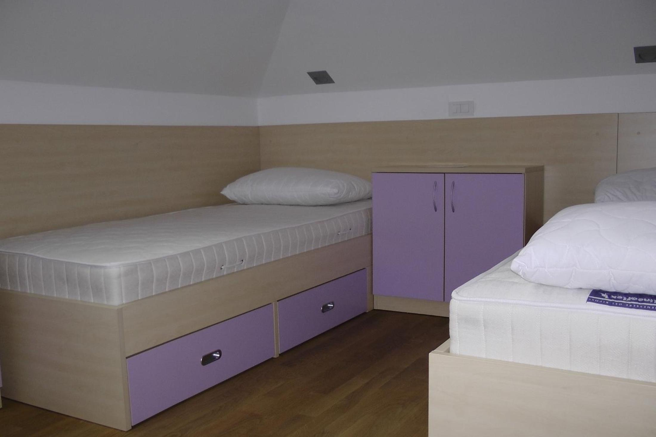 Bed in 8-Bed Dormitory Room photo 3