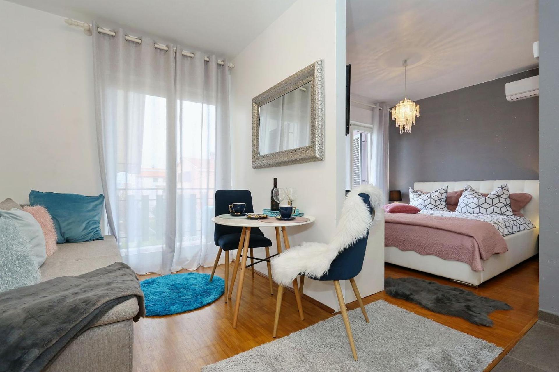 Apartment - Photo 1